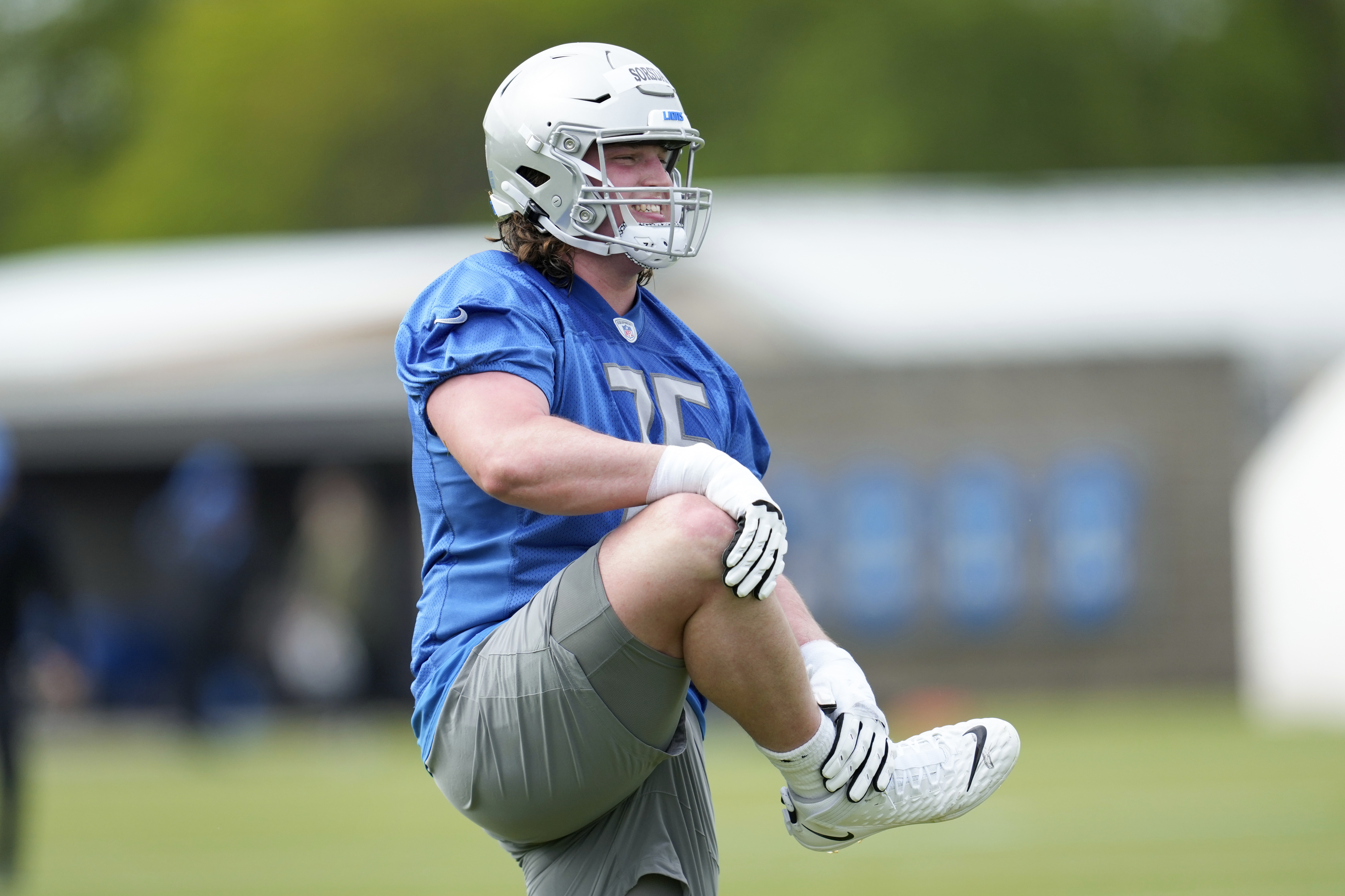 Lions rookie offensive lineman eager to learn from loaded group in trenches  