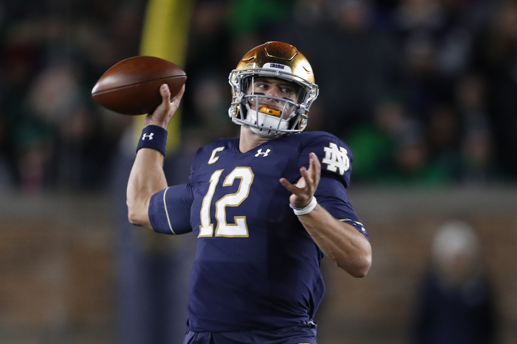 How to Watch Notre Dame vs. Louisville Online Saturday Night: TV Channel,  Time, Live Stream