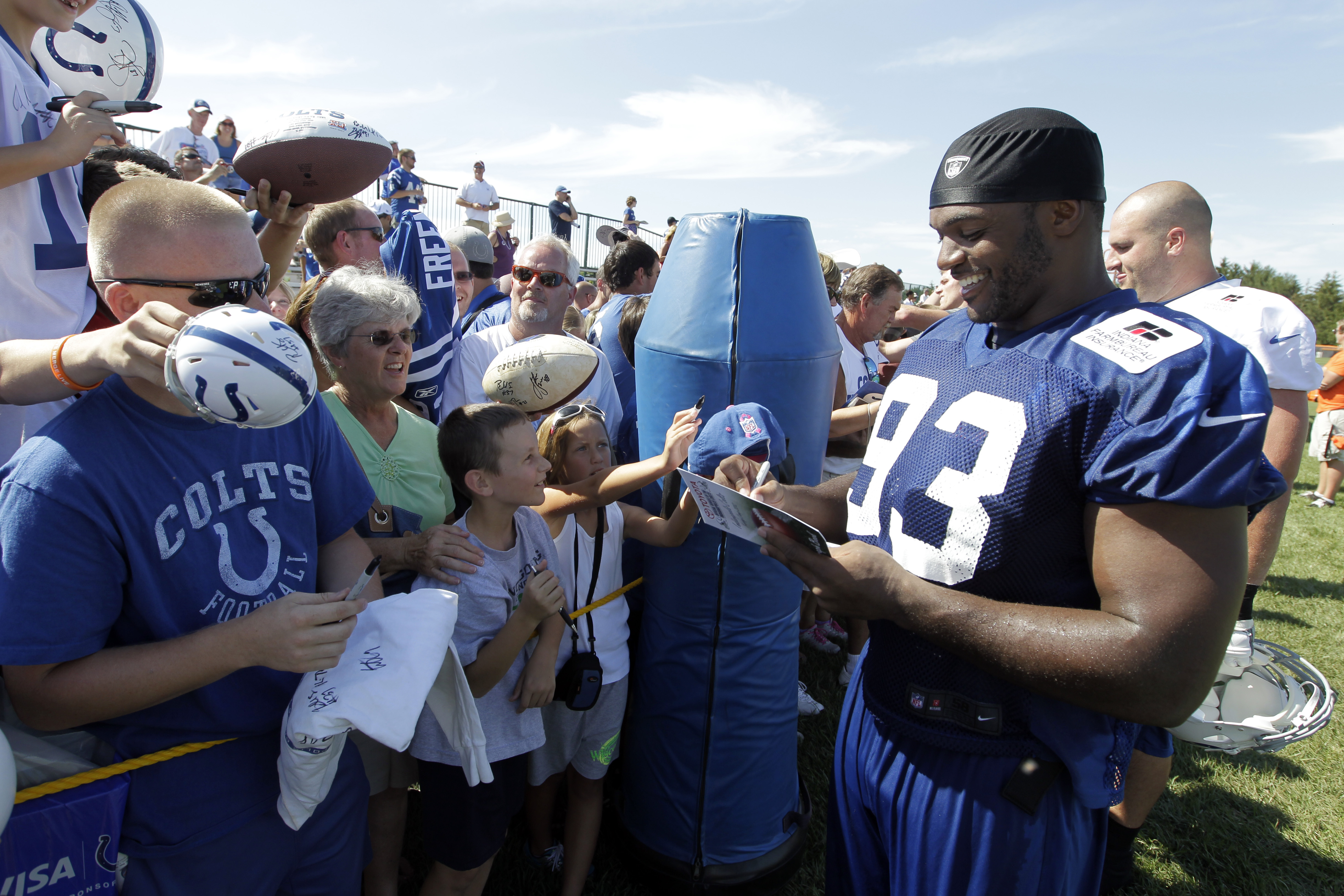 Dwight Freeney becomes 10th Syracuse player selected to College Football  Hall of Fame 