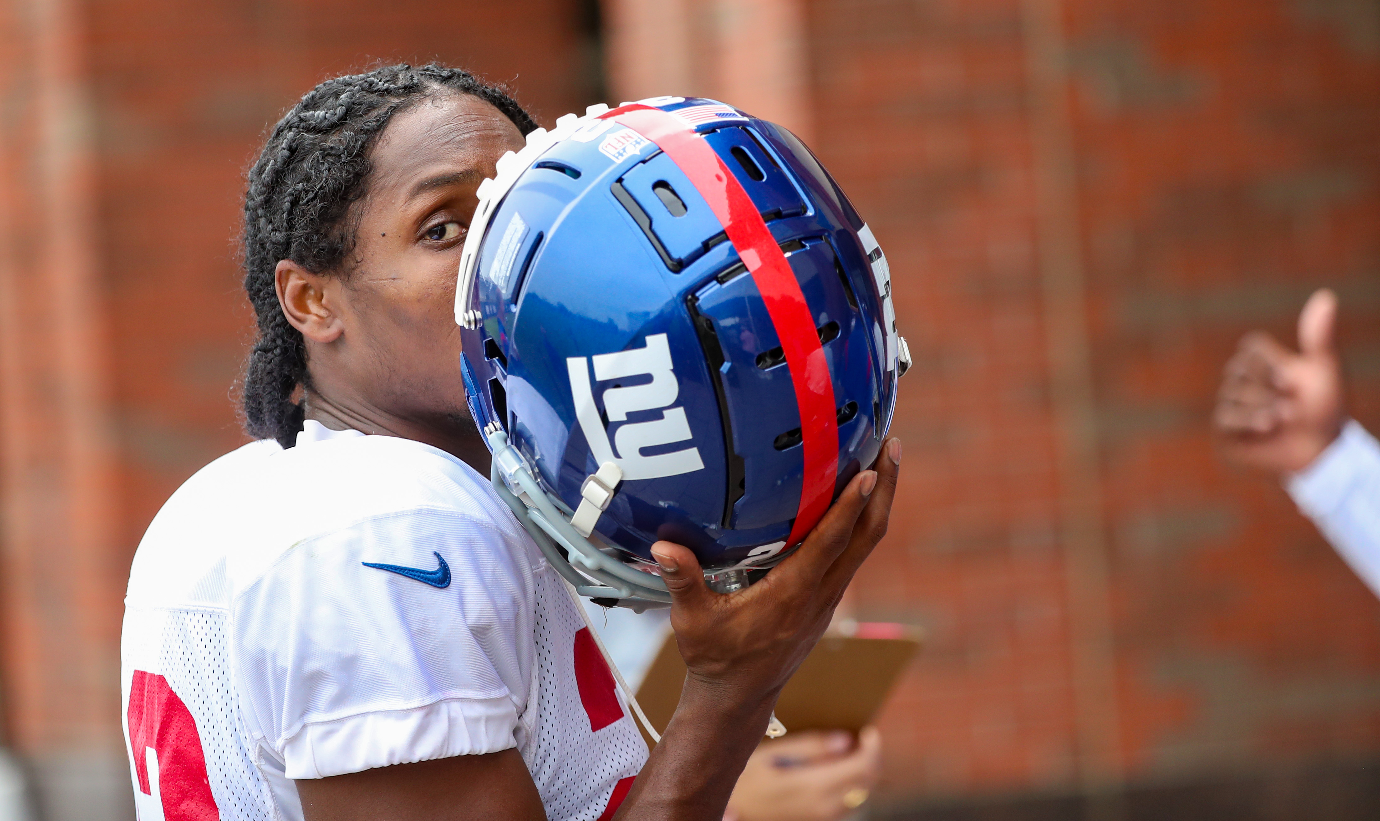 Ross injury mars end of Giants' training camp