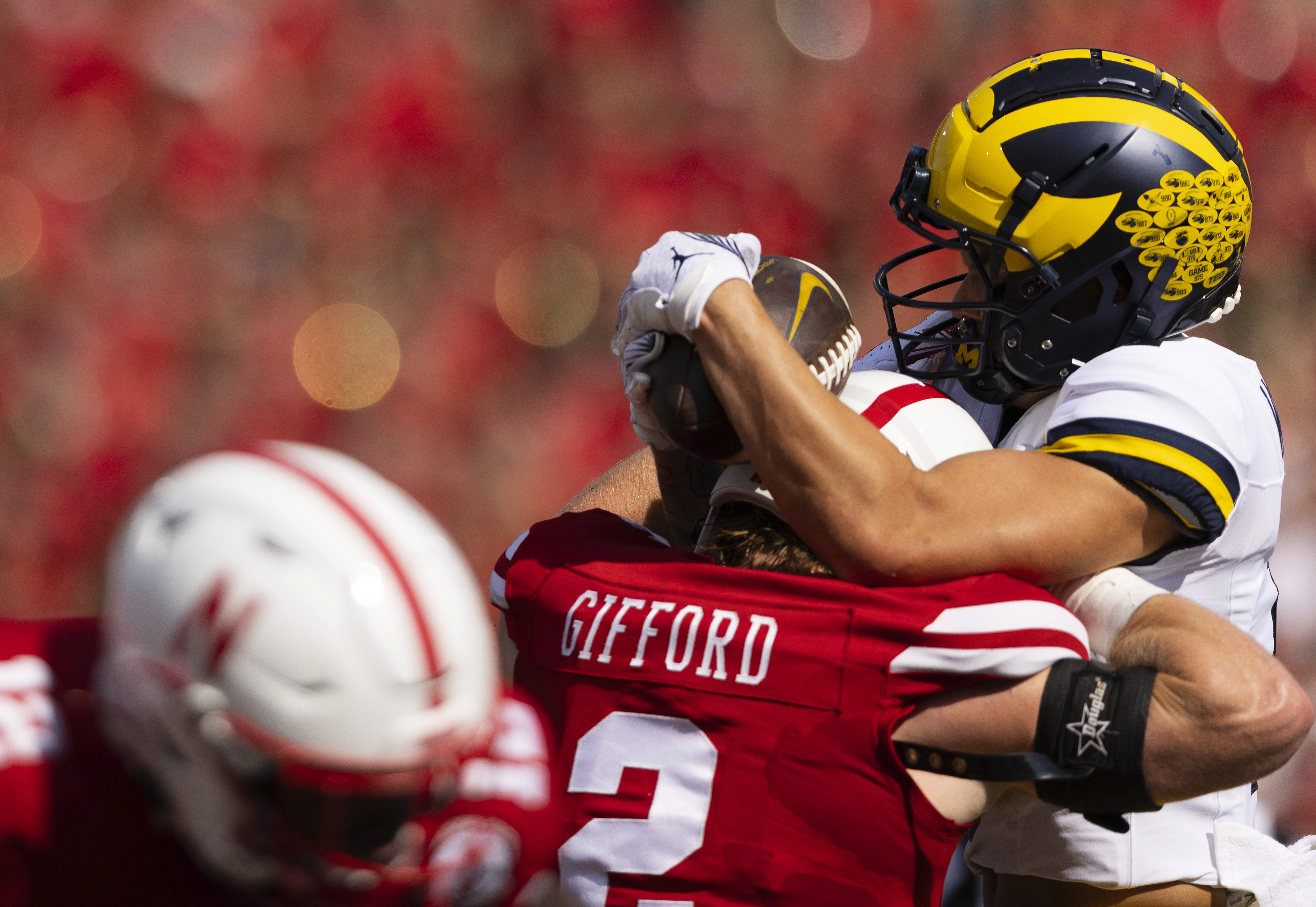 Snap counts, PFF grades: Roman Wilson leads Michigan offense with  incredible TD grab 