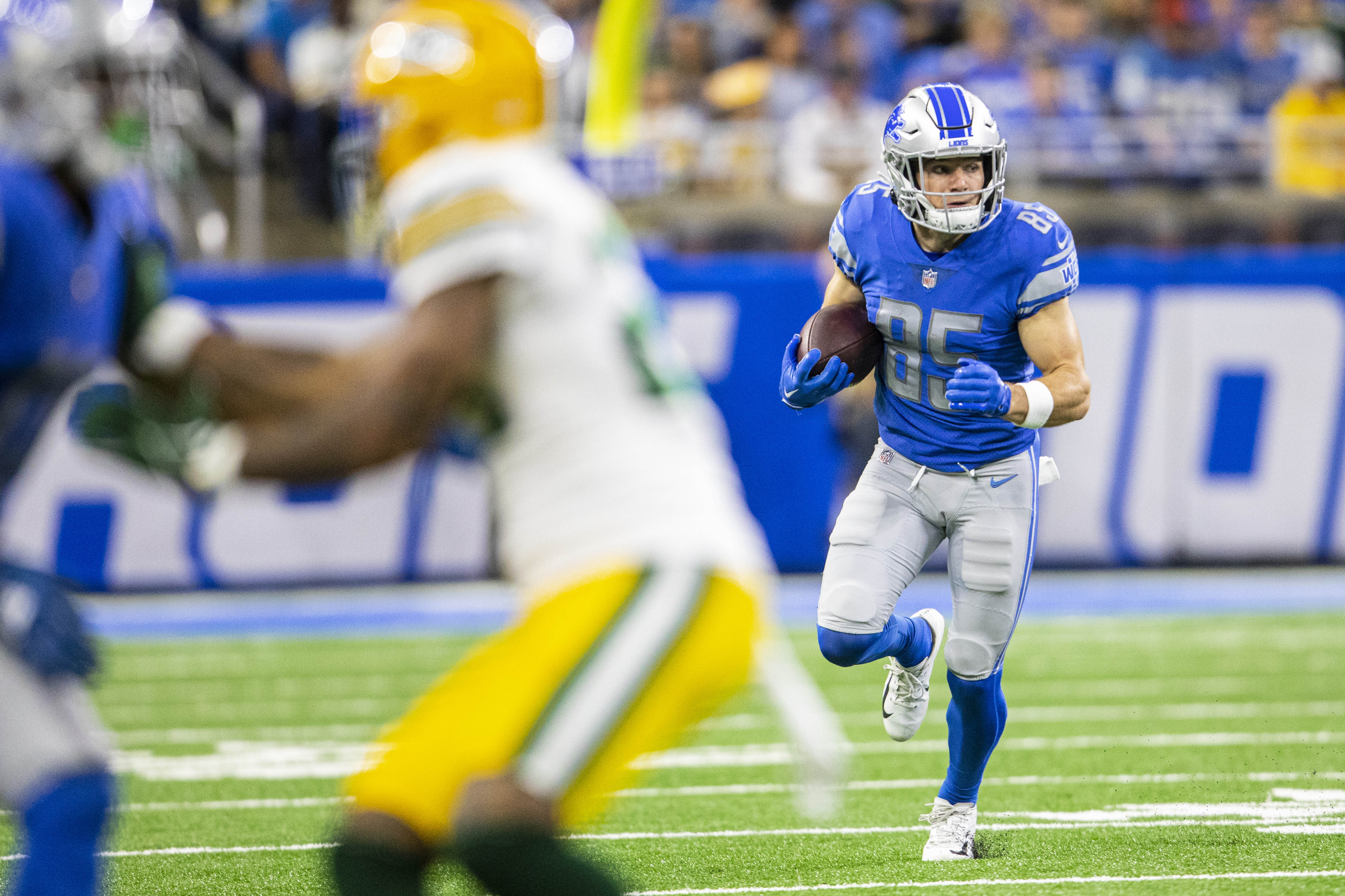 Detroit Lions waive injured WR Tom Kennedy, sign USFL wide
