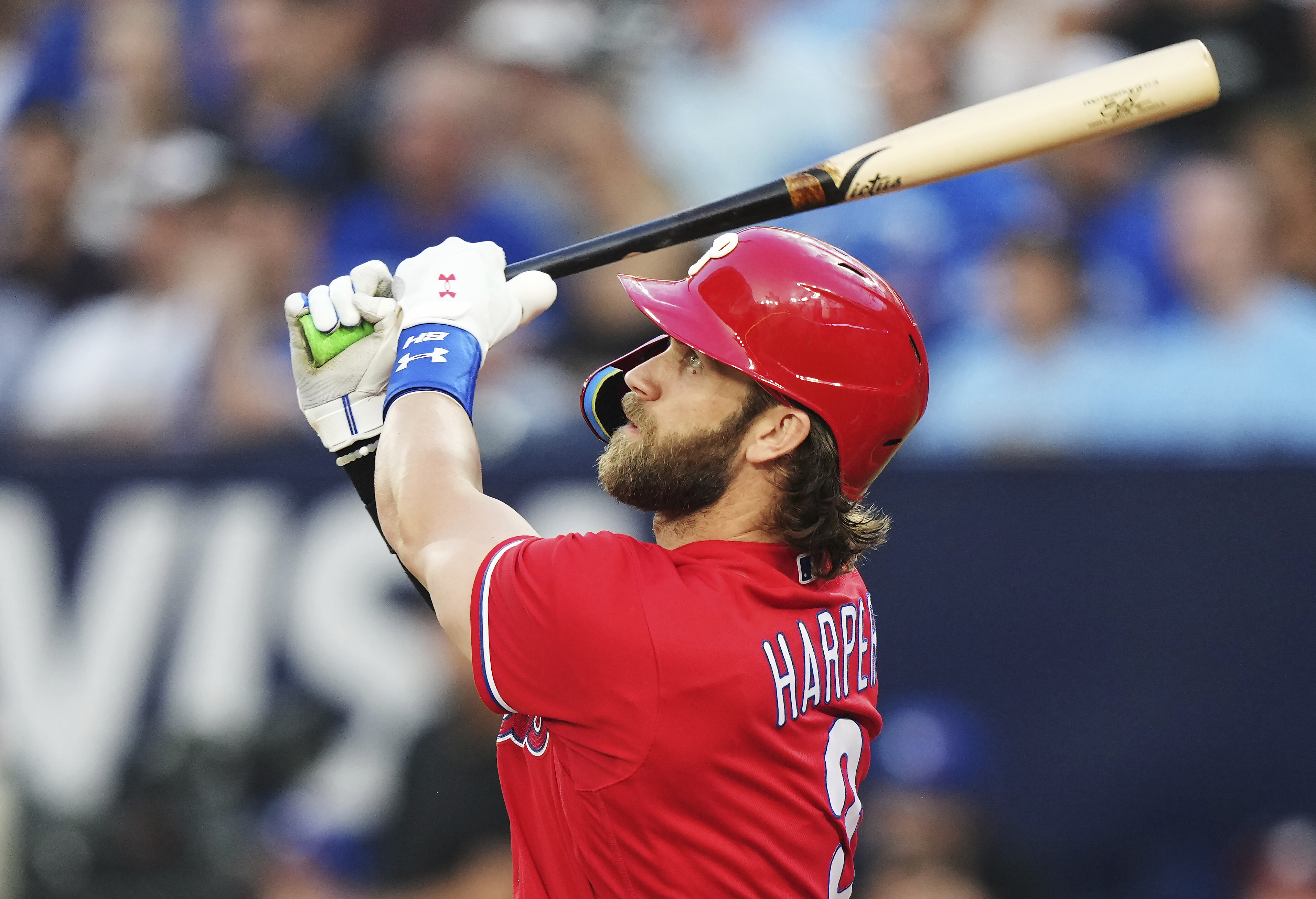 Phillies first baseman Bryce Harper leaves game versus Nationals with  mid-back spasms