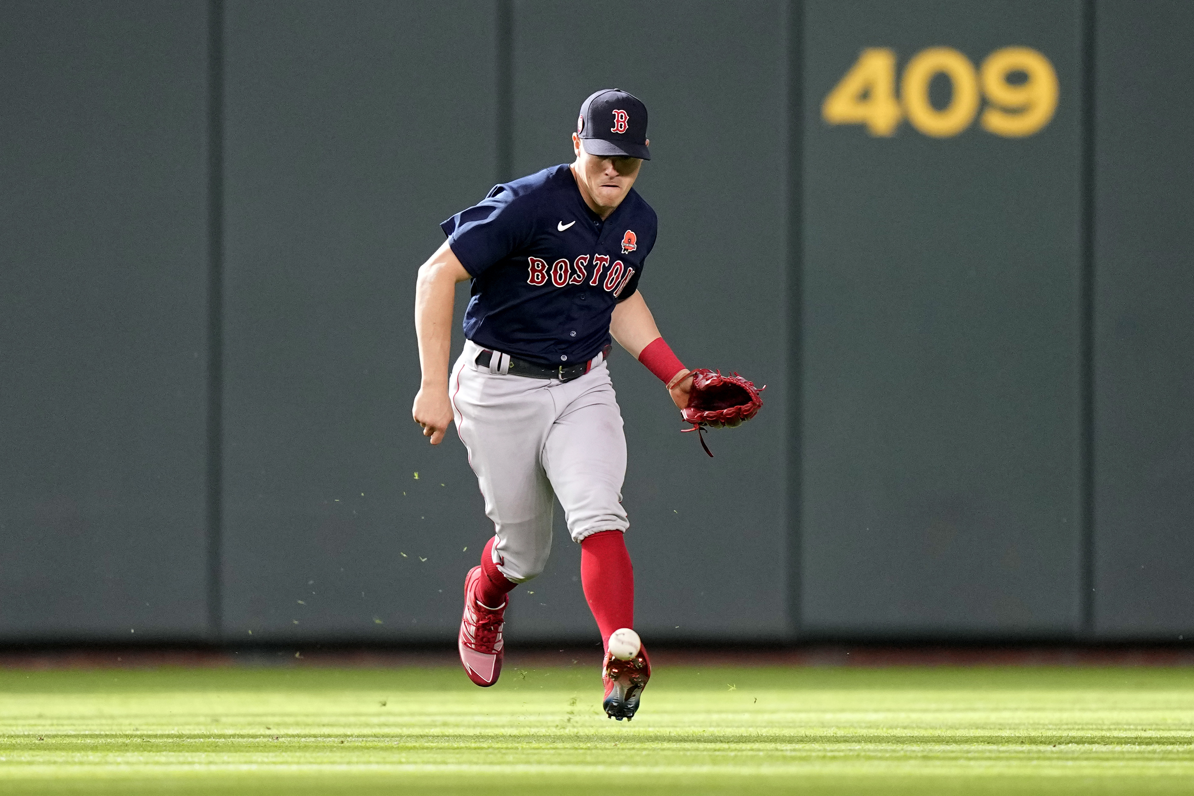 Christian Arroyo has gone from first-round pick to little-used utilityman,  but he's finding a place with the Red Sox - The Boston Globe