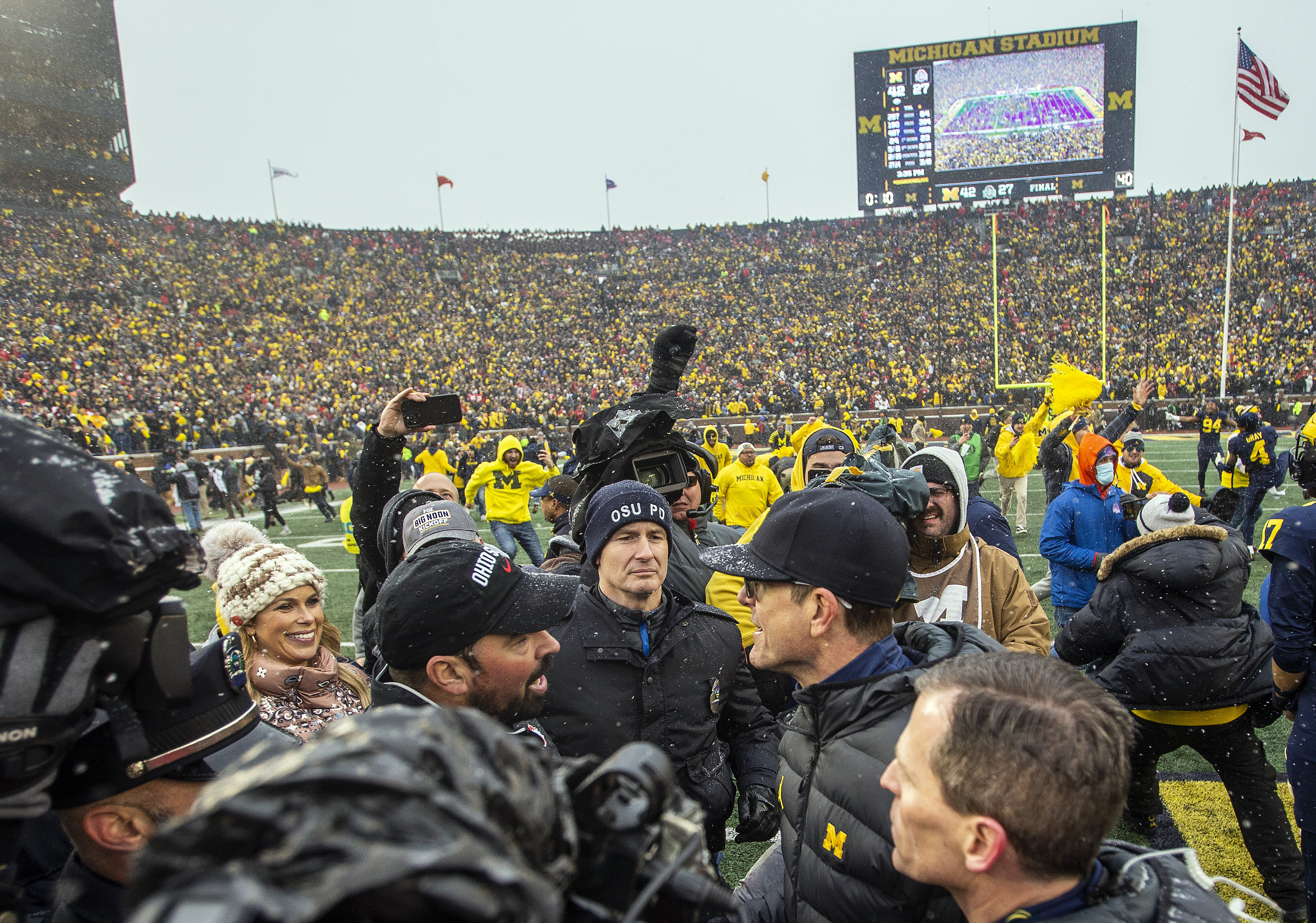 Portsmouth gives new meaning to trash talk in Ohio State/Michigan