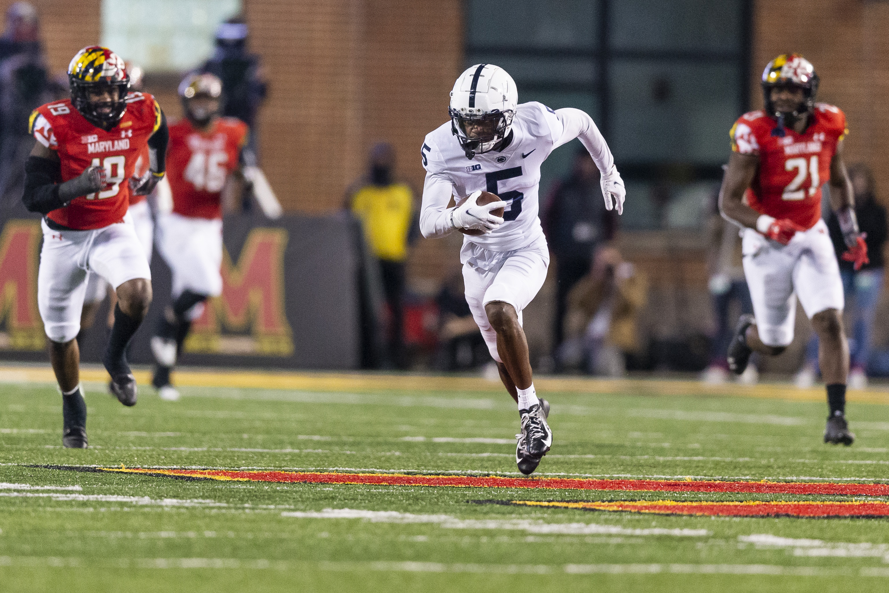 Penn State wide receiver Jahan Dotson goes in for an 86-yard touchdown catch and run during the fourth quarter on Nov. 6, 2021. Joe Hermitt | jhermitt@pennlive.com