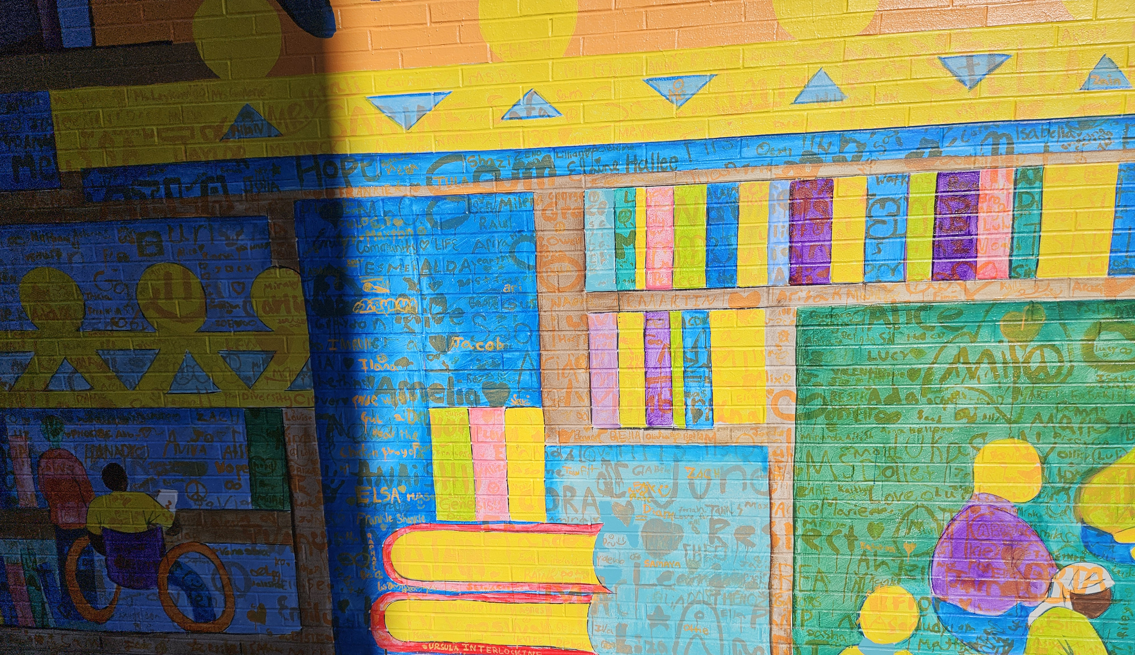 Artist uses 85 gallons of donated recycled paint to create