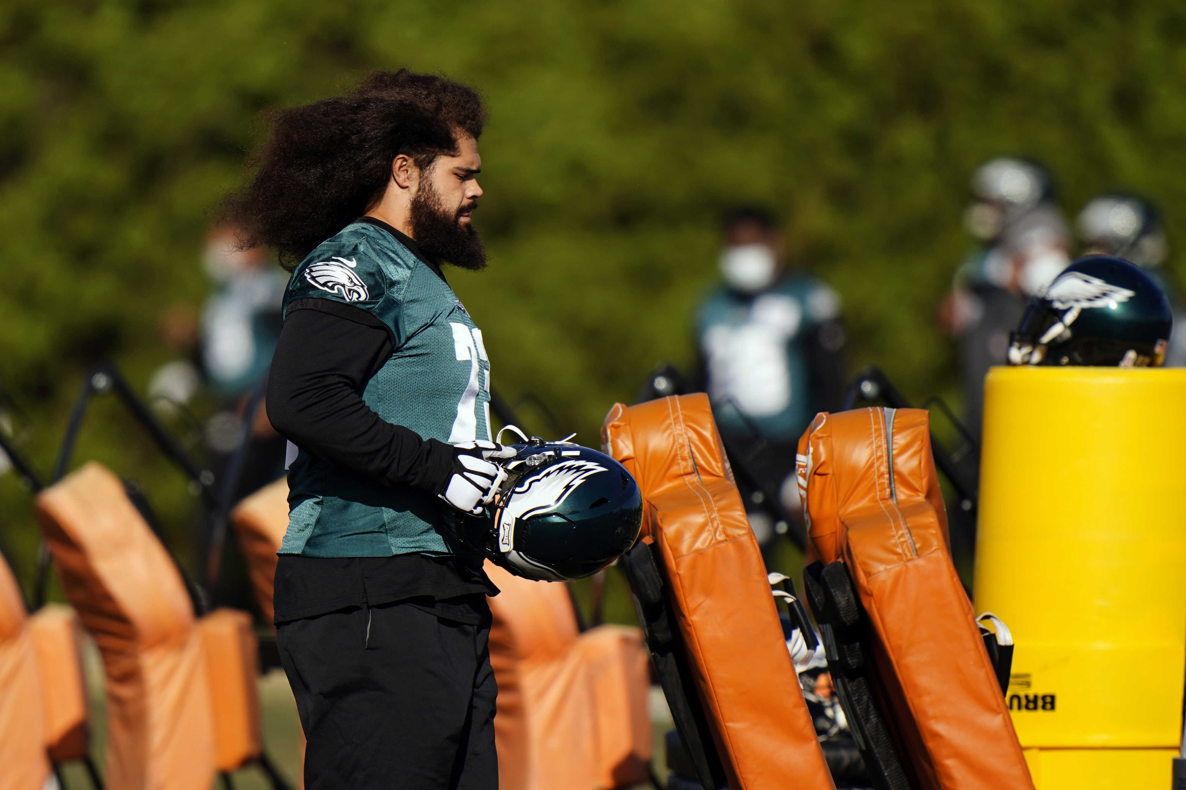 Philadelphia Eagles activate left guard Isaac Seumalo from injured reserve  