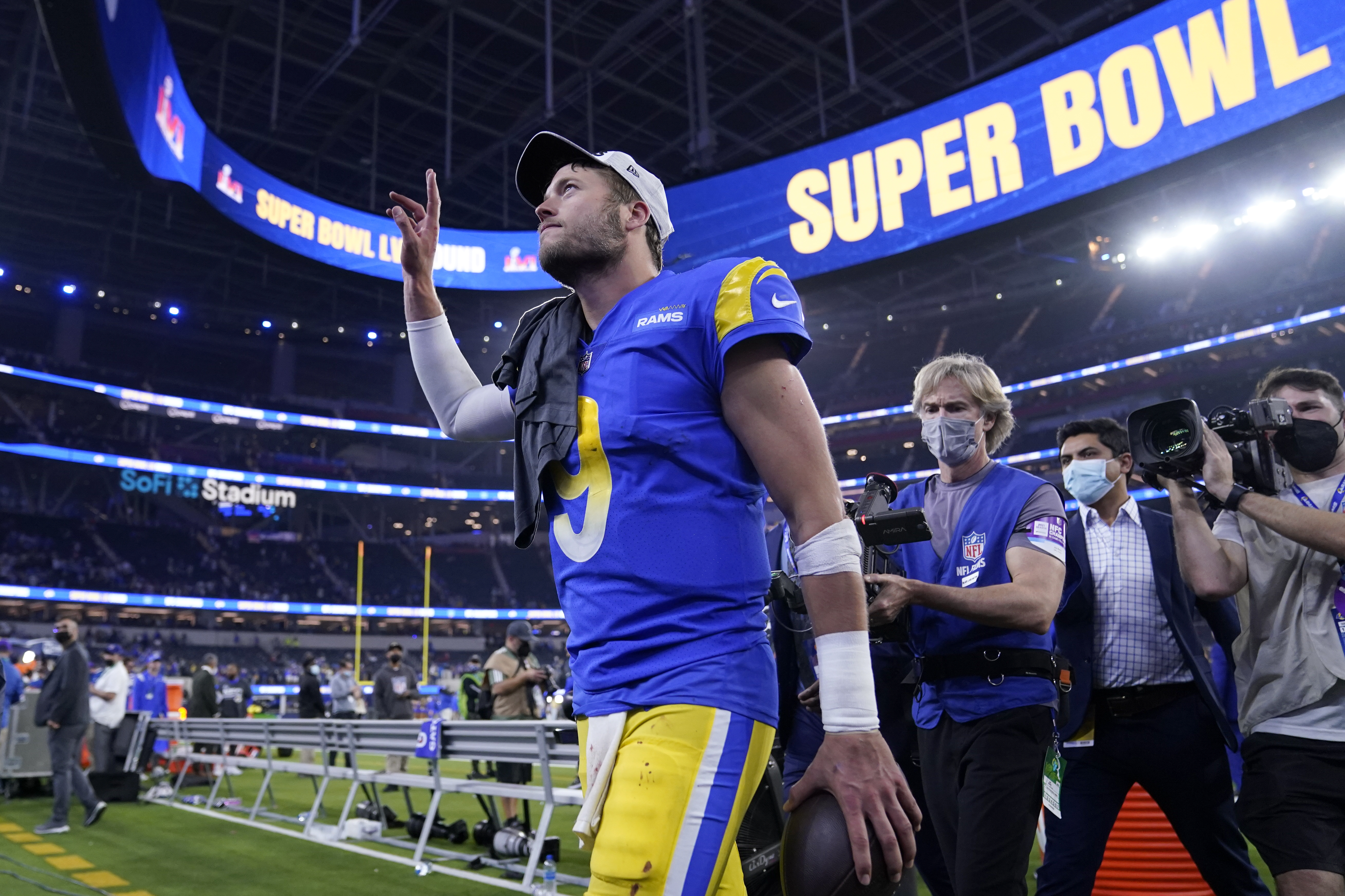 5 Super Bowl prop bets that can turn $100 into $500 or more 