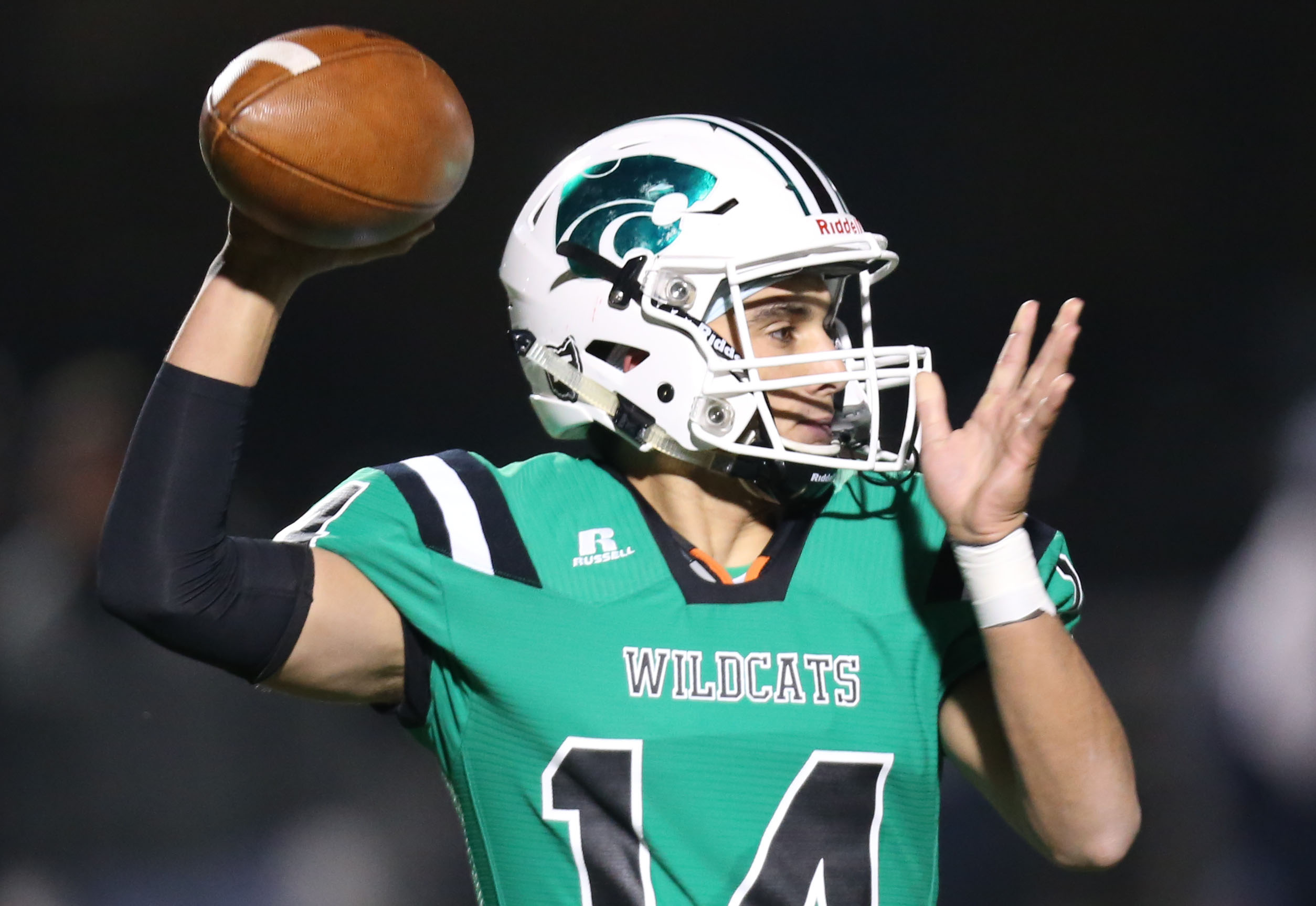 Videos - Field Falcons (Mogadore, OH) Varsity Football