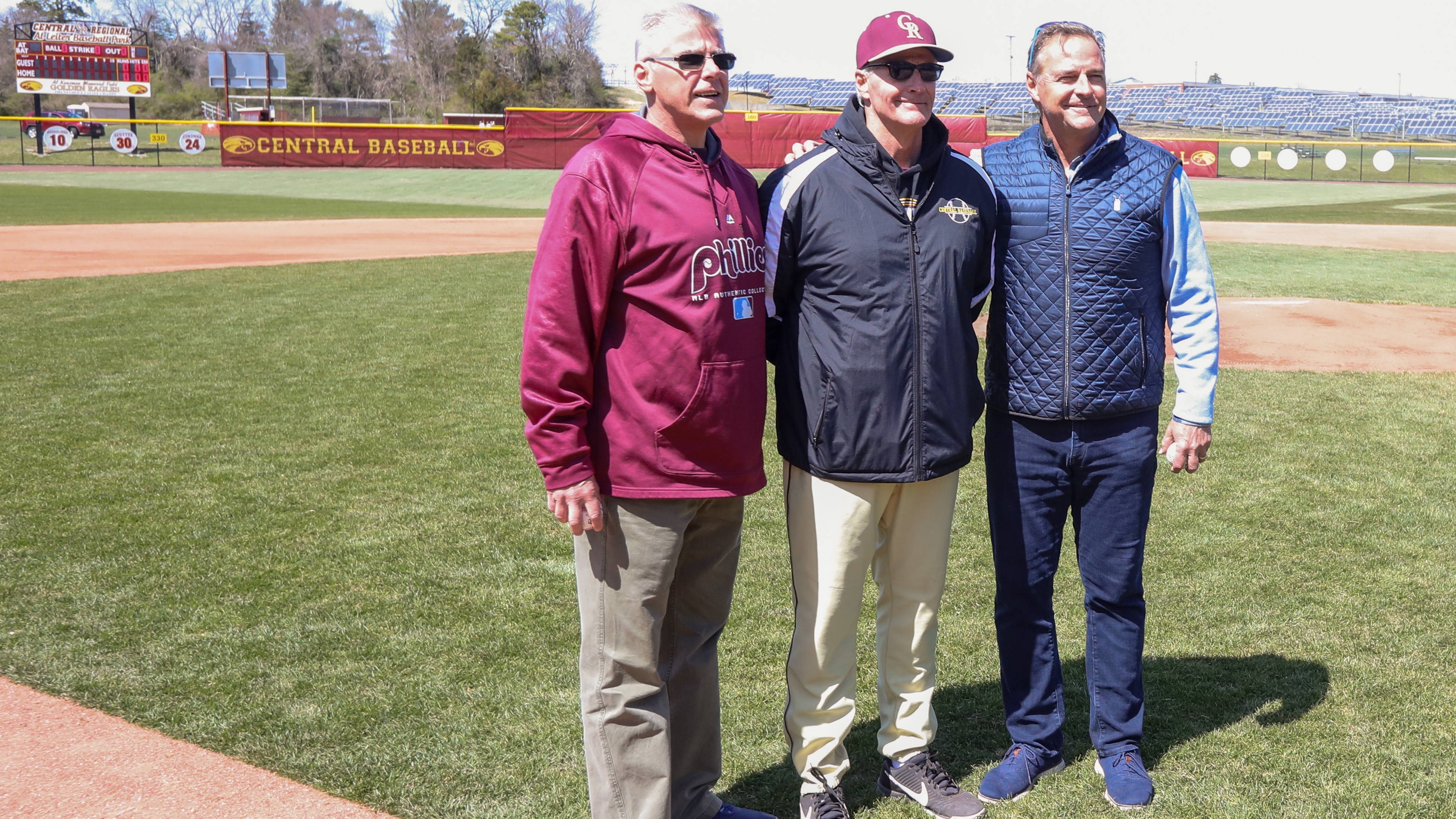 Former MLB pitcher Al Leiter gives back to his alma mater & hometown again  