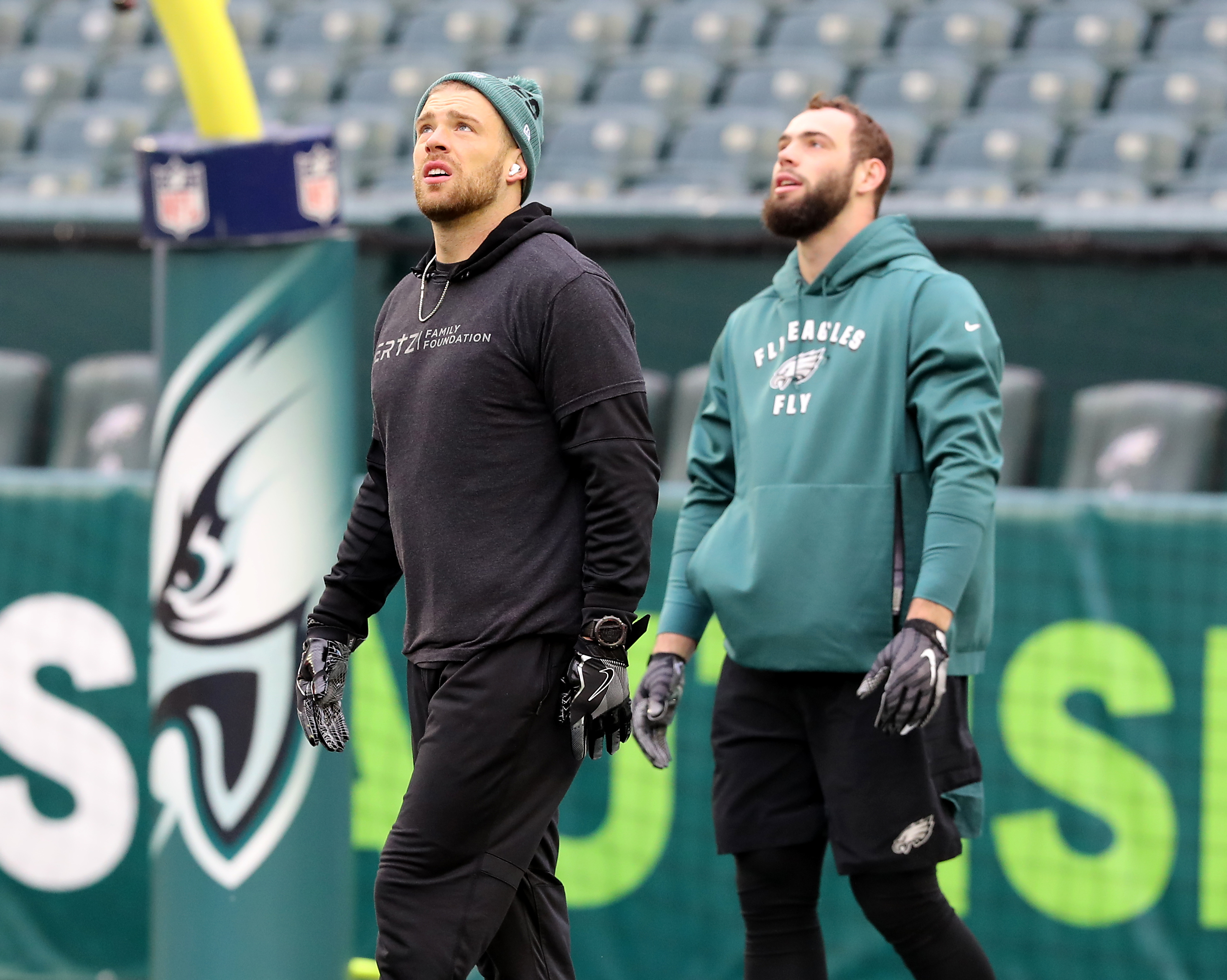 Is Eagles tight end Dallas Goedert better than Zach Ertz right now