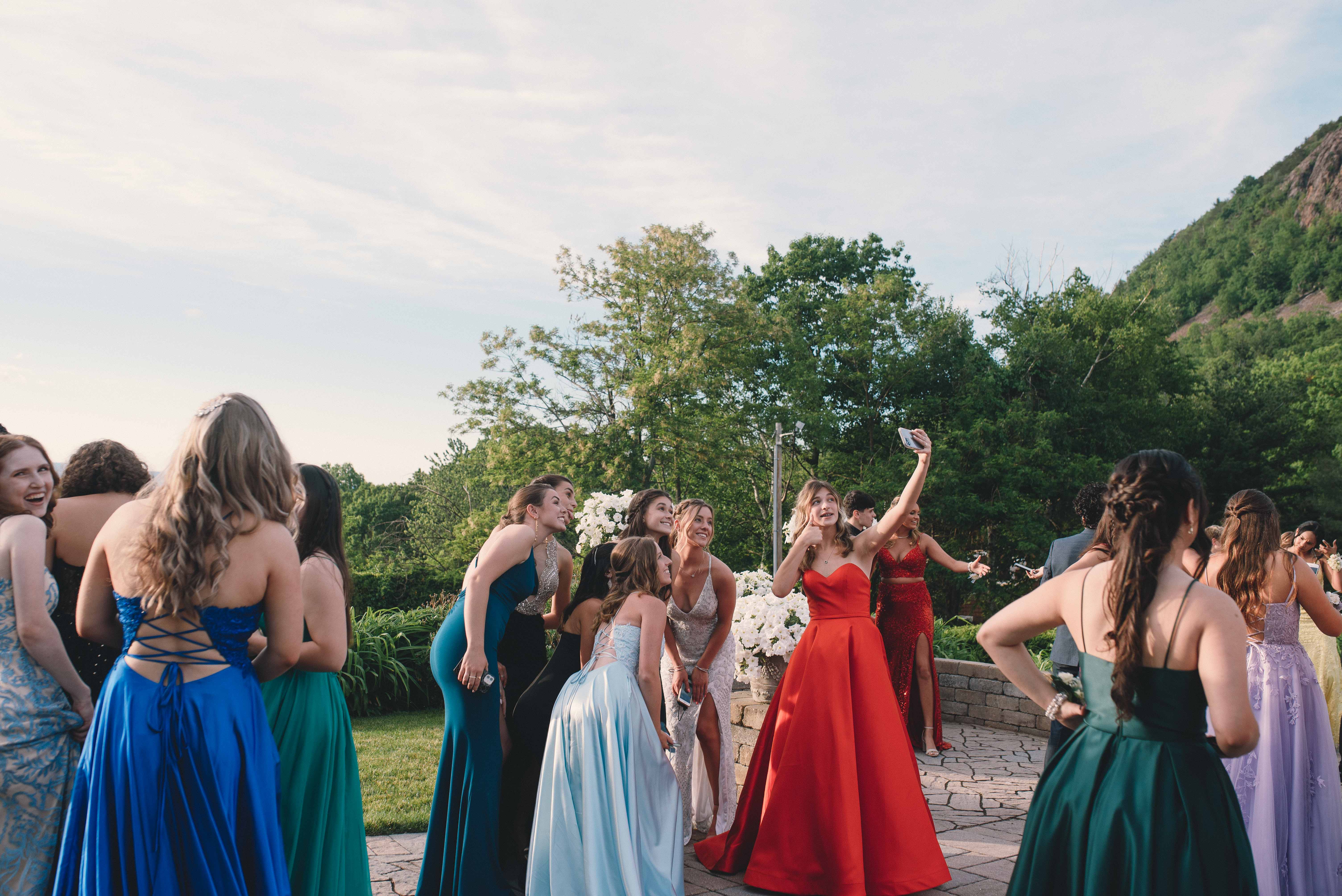 2021 Prom Photos: West Springfield High School Prom at the Log Cabin In ...