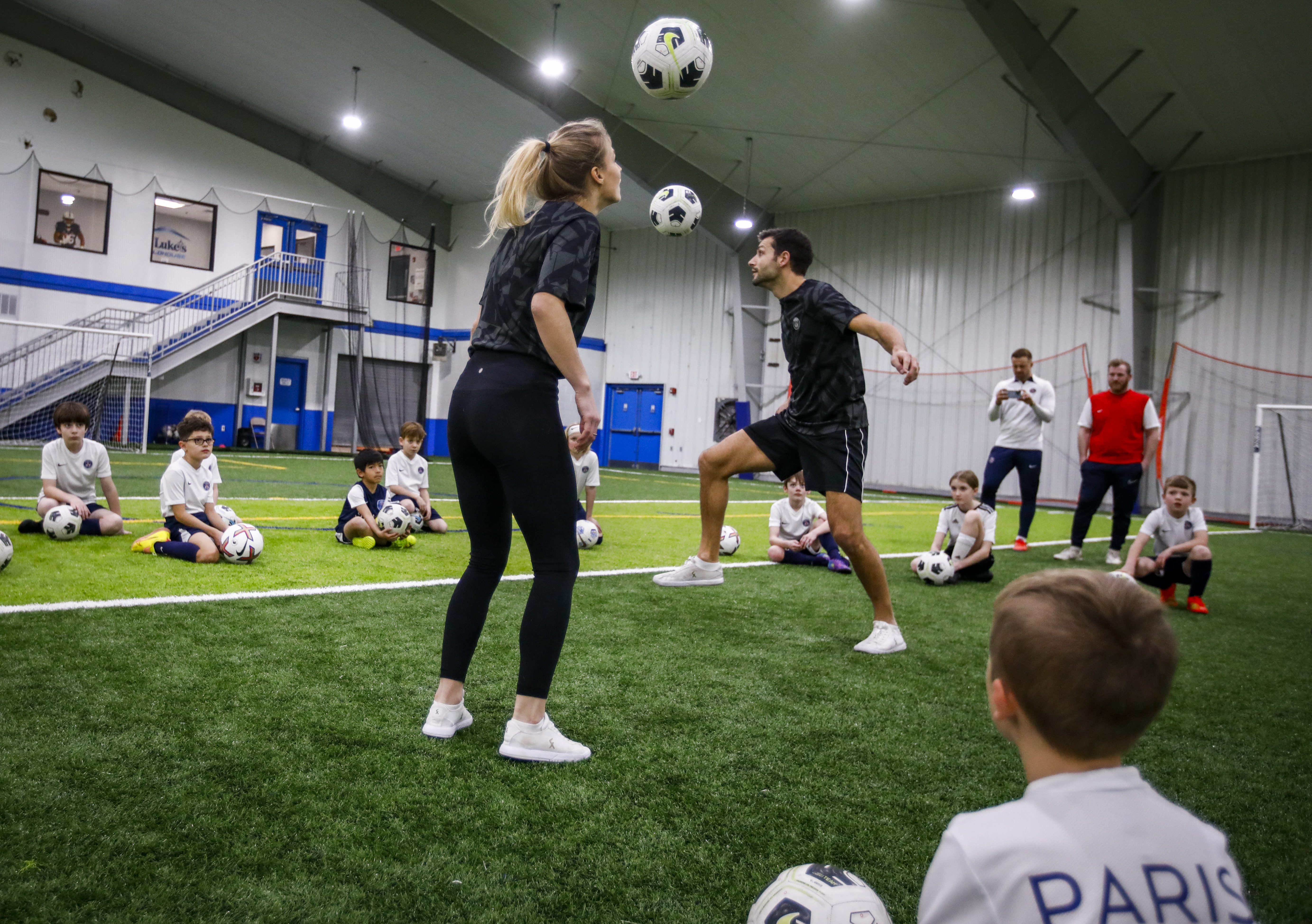 WATCH: Freestyle football champ visits Lehigh Valley to work with aspiring  soccer athletes 