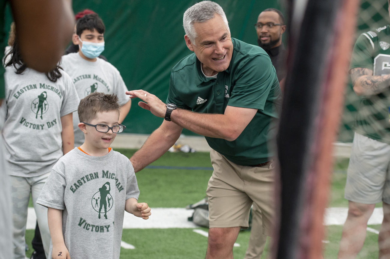 EMU Football Celebrates Bowl Victory With Ring Ceremony - Eastern