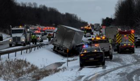 Huge crash closes I-81 south in LaFayette - syracuse.com