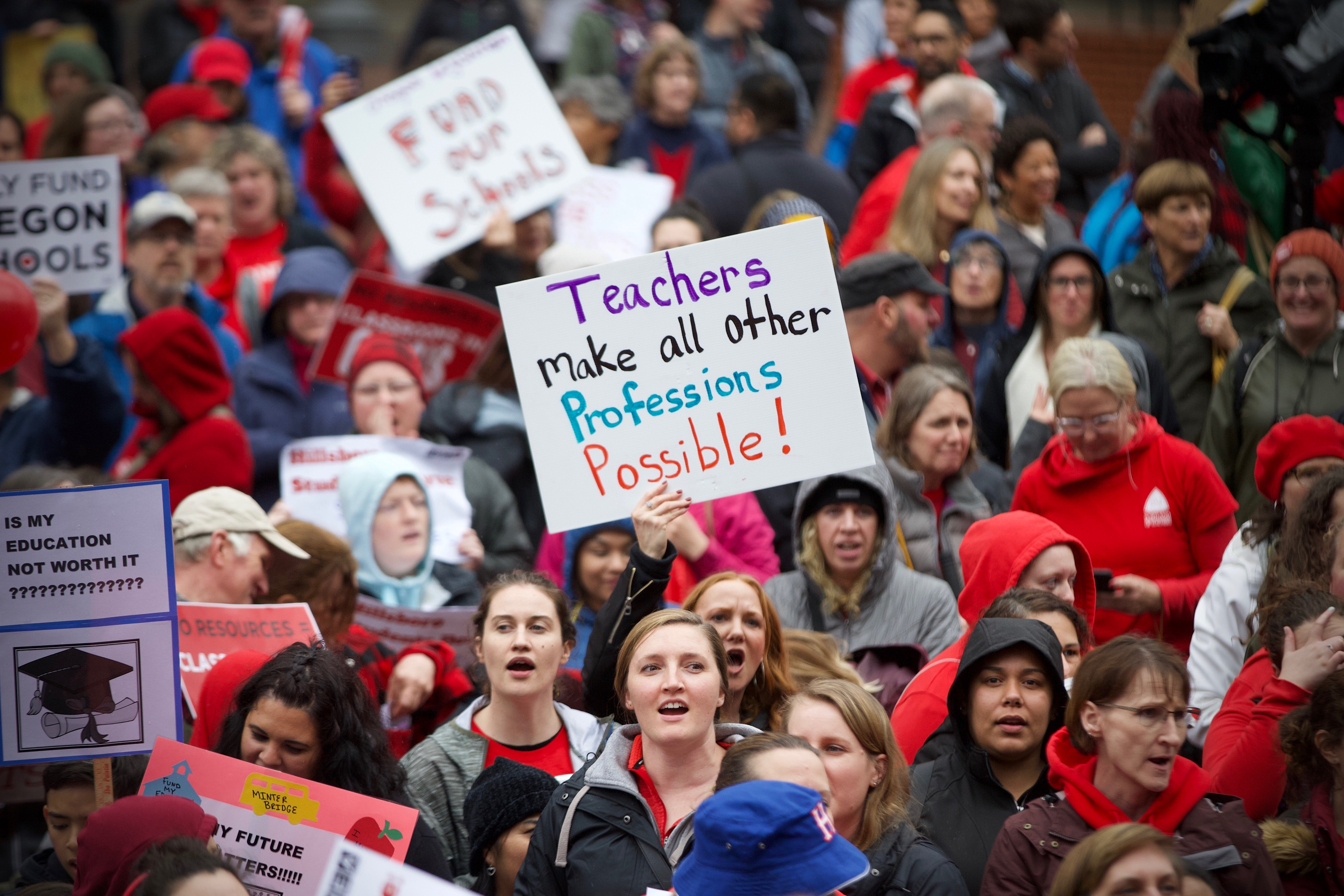 Portland teachers will look to state to help mediate contract with district