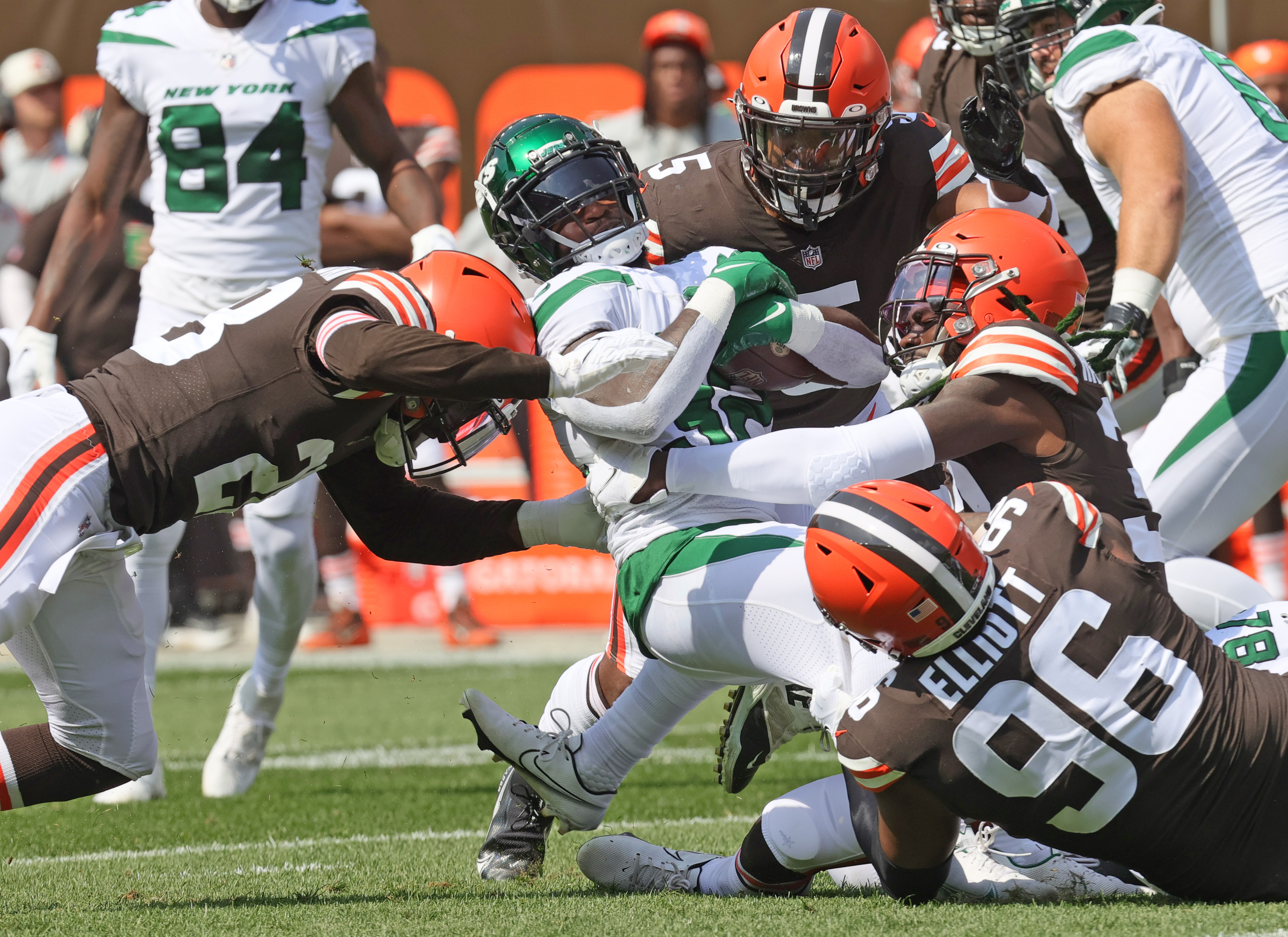 Trying to make sense of how the Browns played in the first eight games – Terry  Pluto 