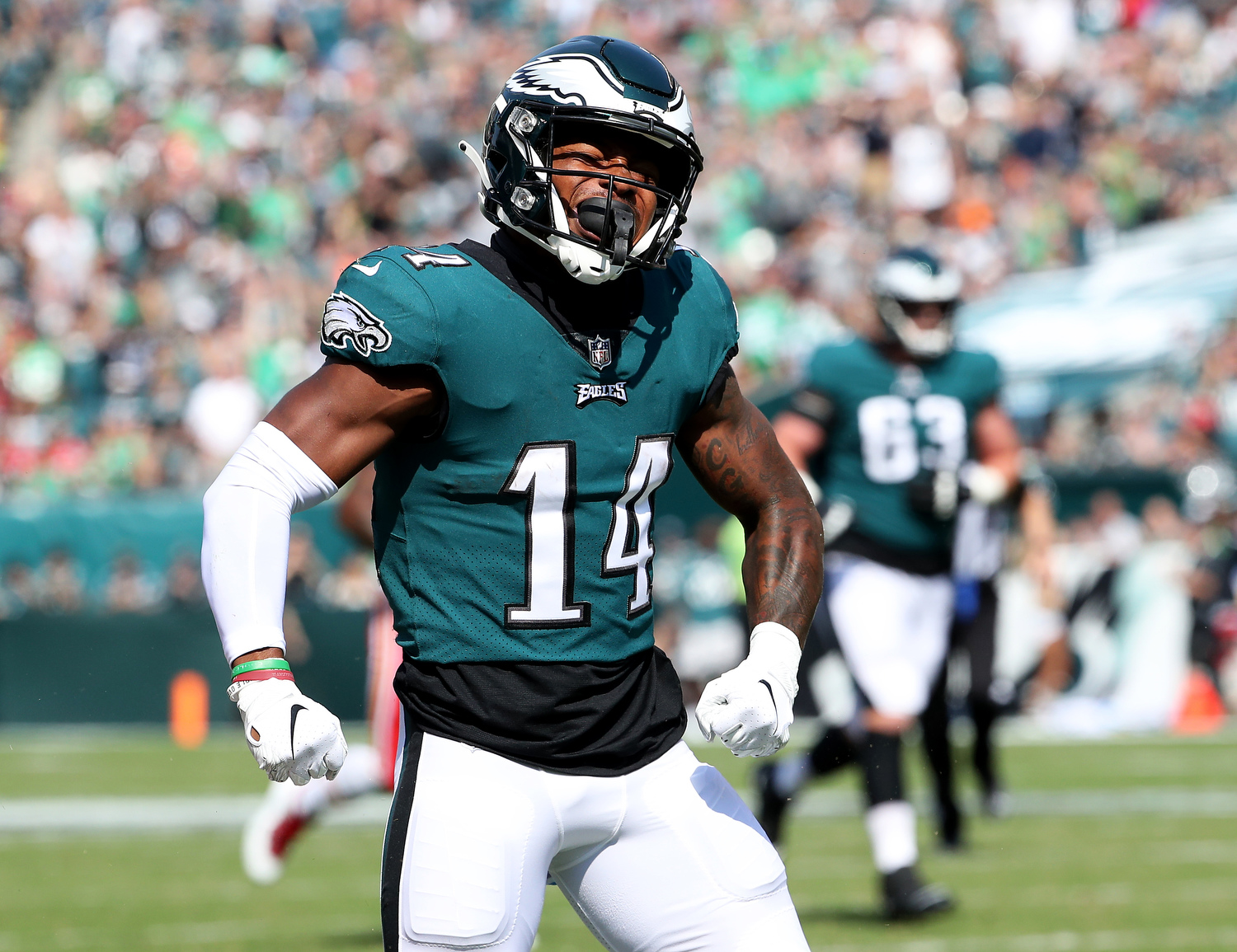 Eagles: Despite a poor outing last week, Davion Taylor still needs to start