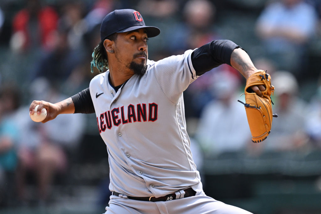 Gallagher gets key hit as Cleveland Guardians beat Chicago White Sox 3-1