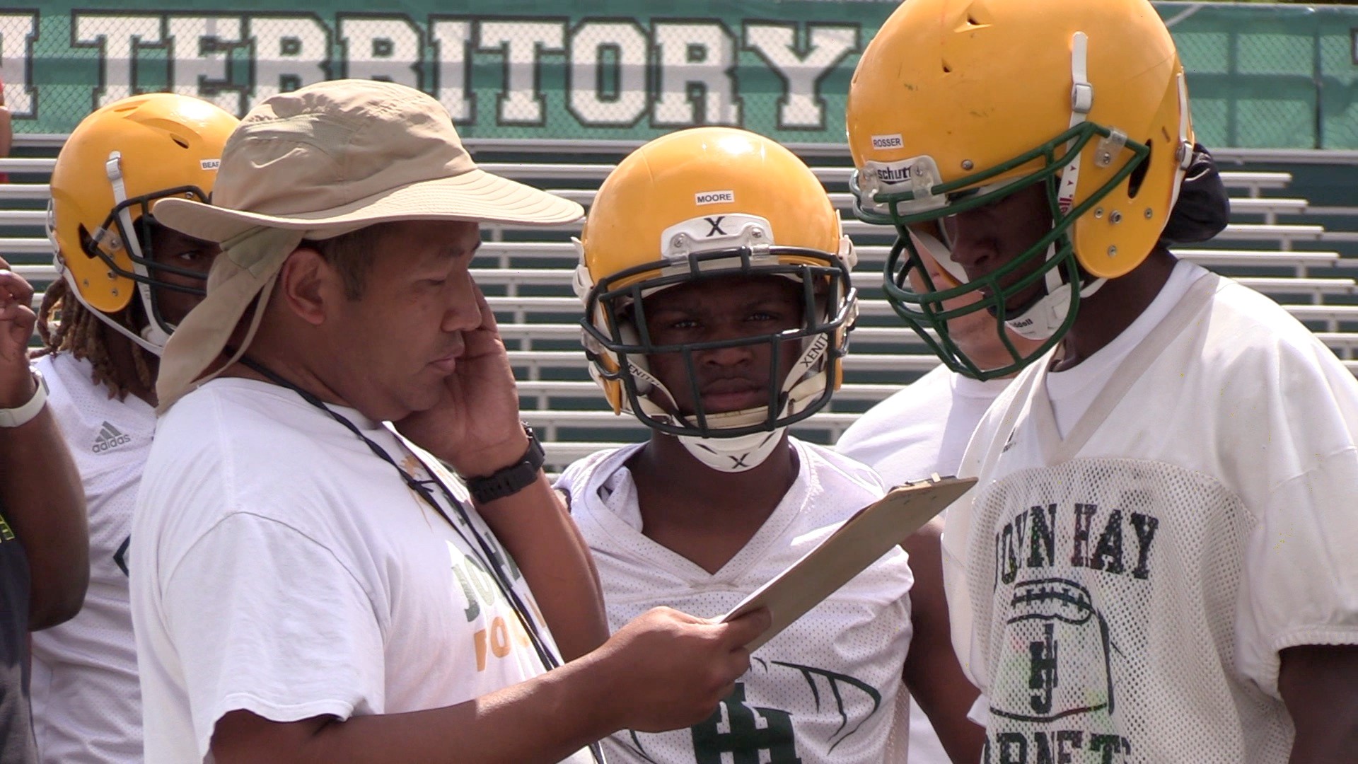 McDowell graduate James Conner holds football camp at his alma mater