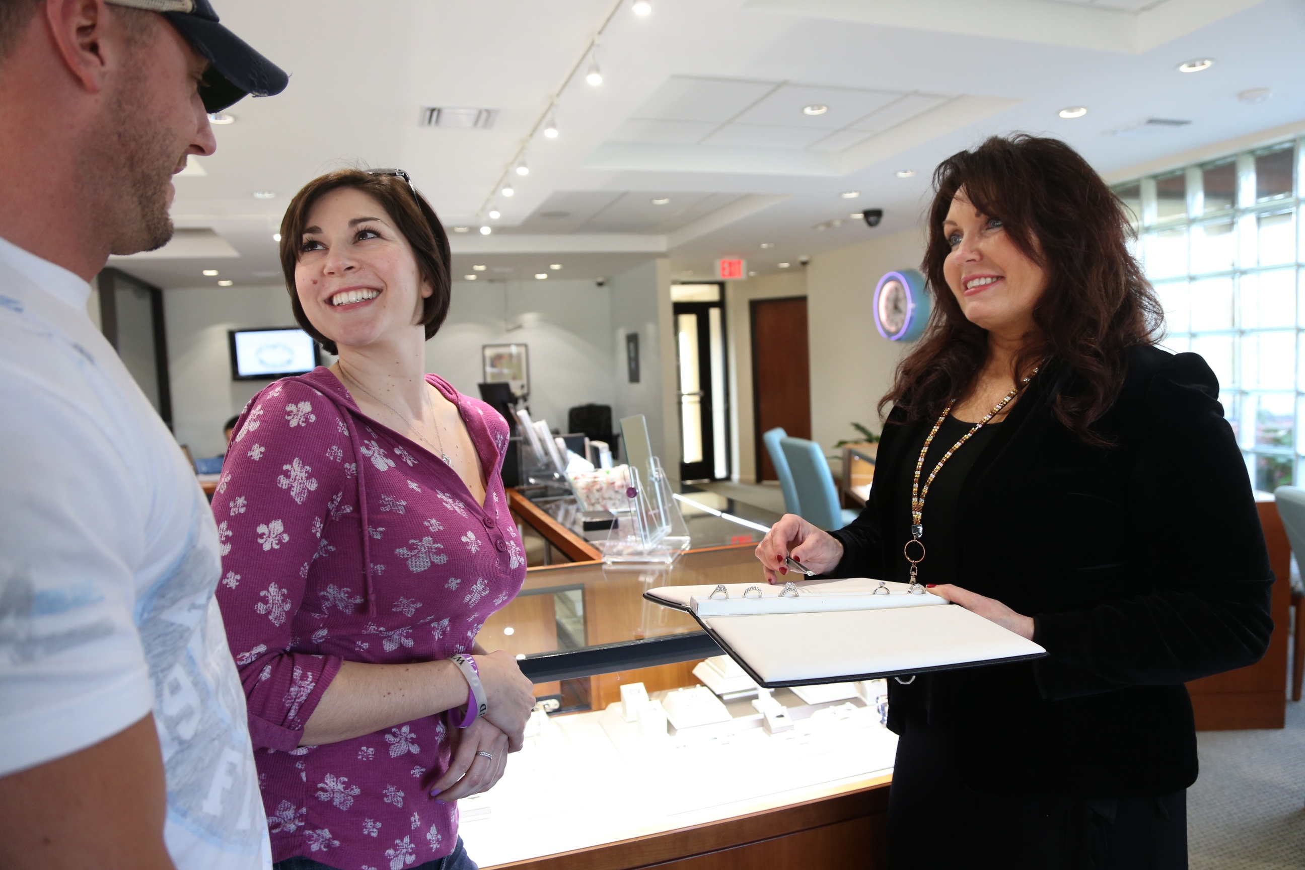 LaRog Brothers jewelry stores closing after 113 years in Portland area