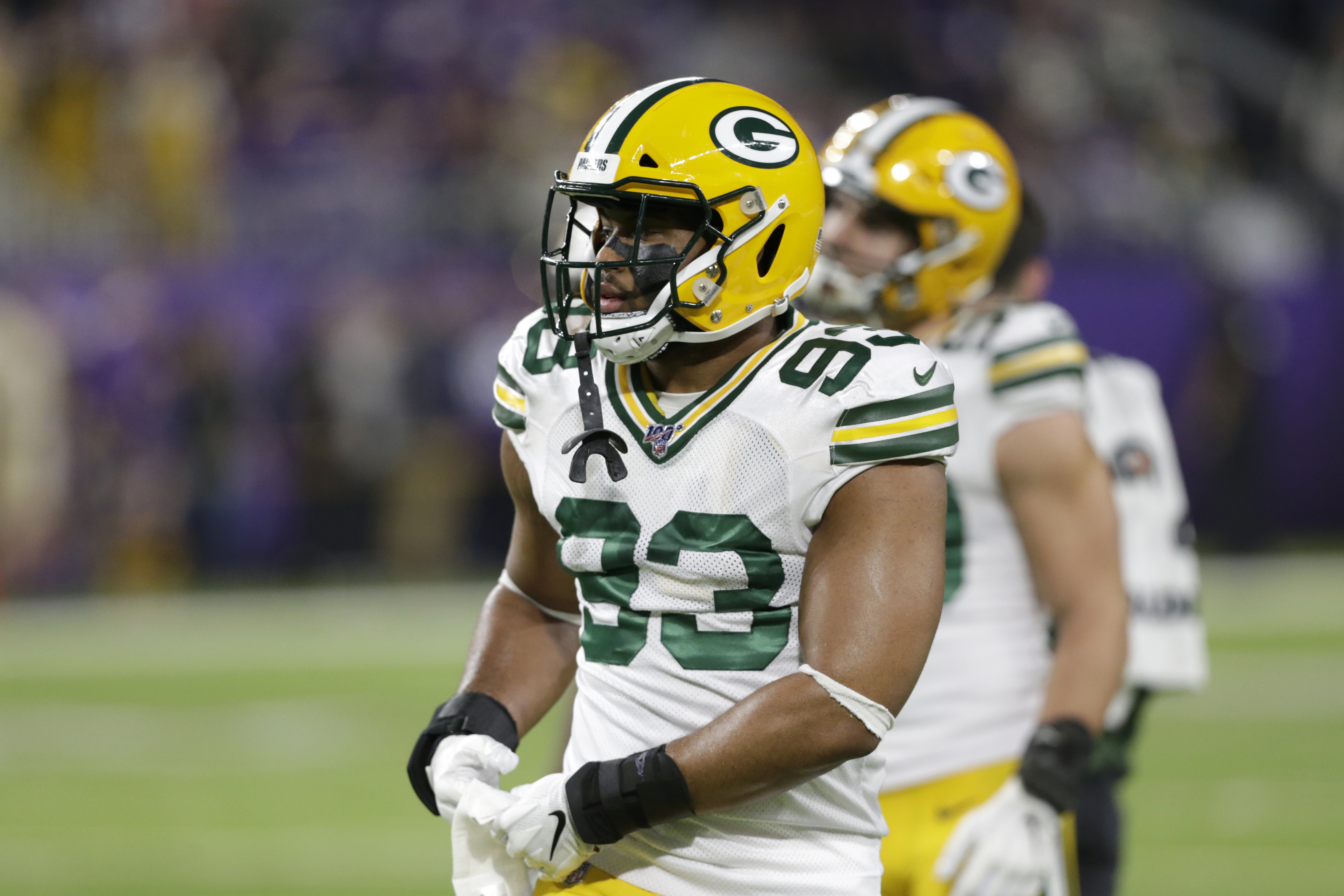 Packers trade for LB B.J. Goodson