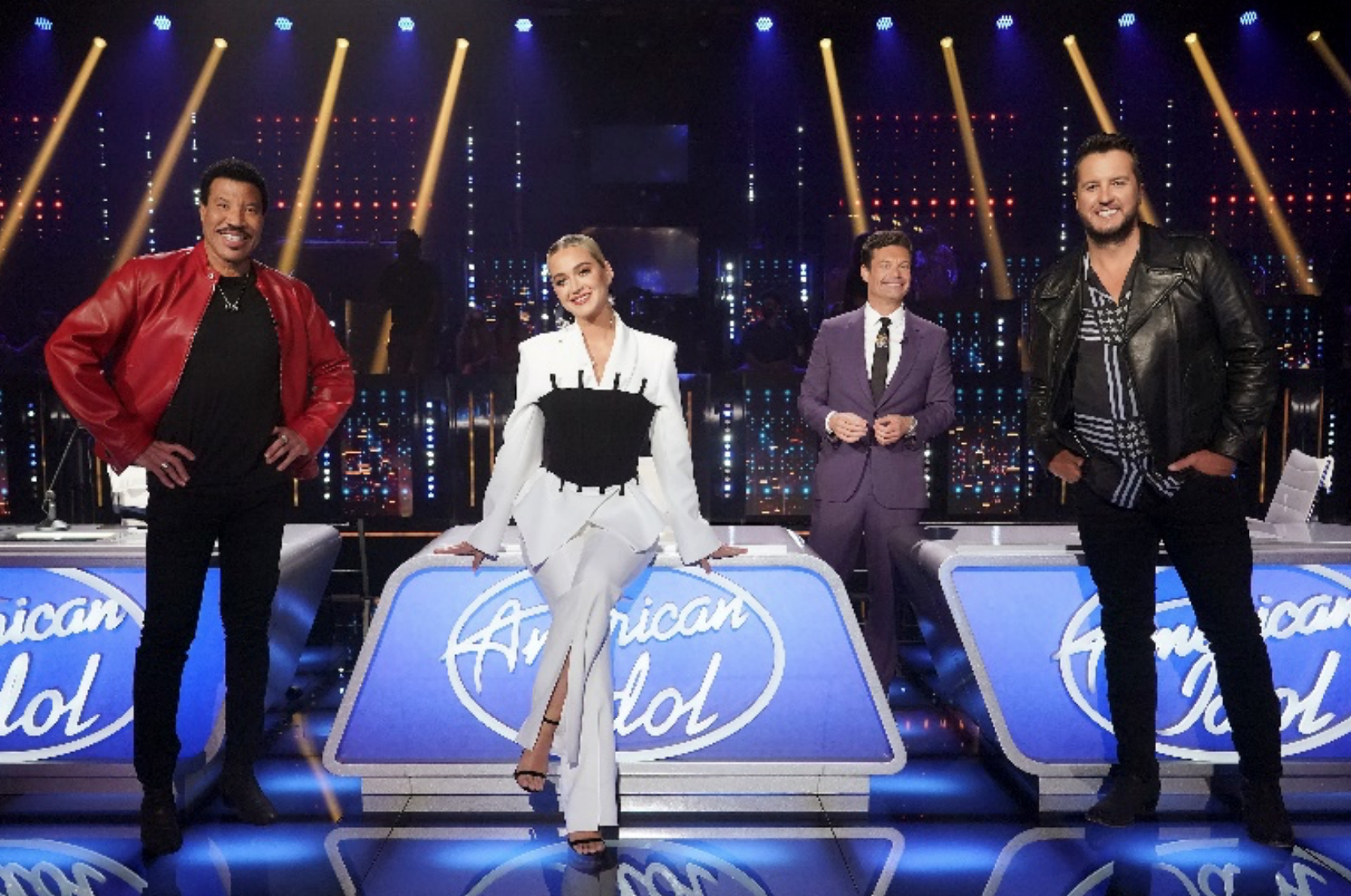 Auditions for 'American Idol' are underway. When can people from Pa. sing  for a producer? 