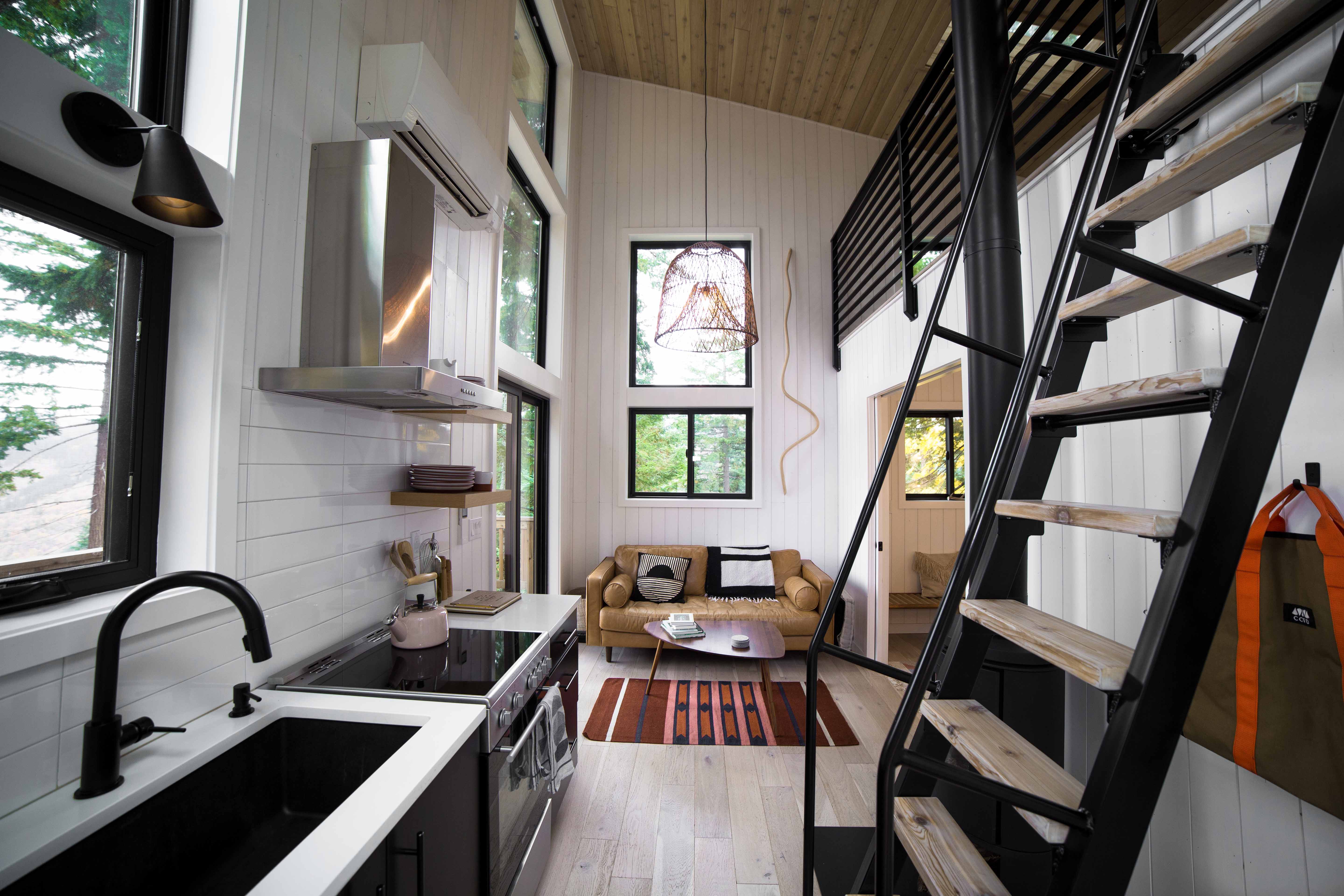 The Klickitat Treehouse