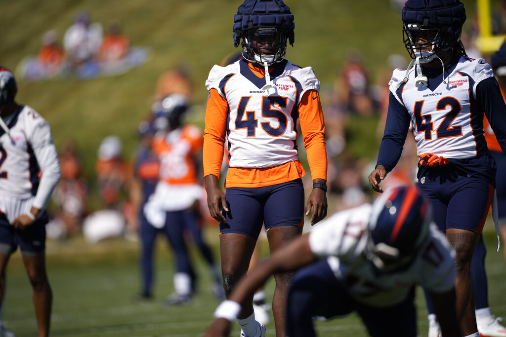 Denver Broncos: Check out these highlights of OLB Christopher Allen