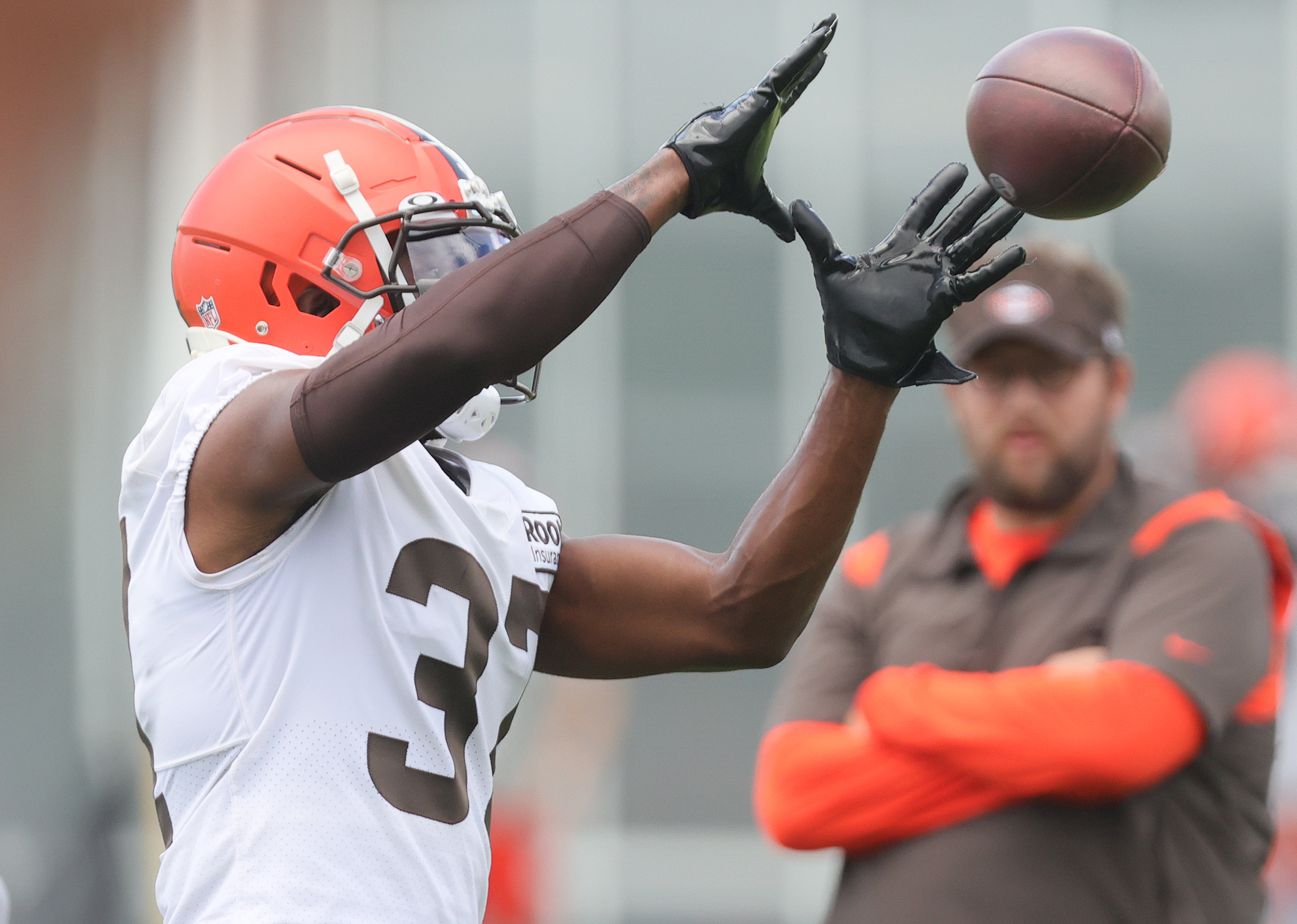 December 4, 2022: Cleveland Browns safety D'Anthony Bell (37) prior to a  game between the Cleveland Browns and the Houston Texans in Houston, TX.  ..Trask Smith/CSM/Sipa USA(Credit Image: © Trask Smith/Cal Sport