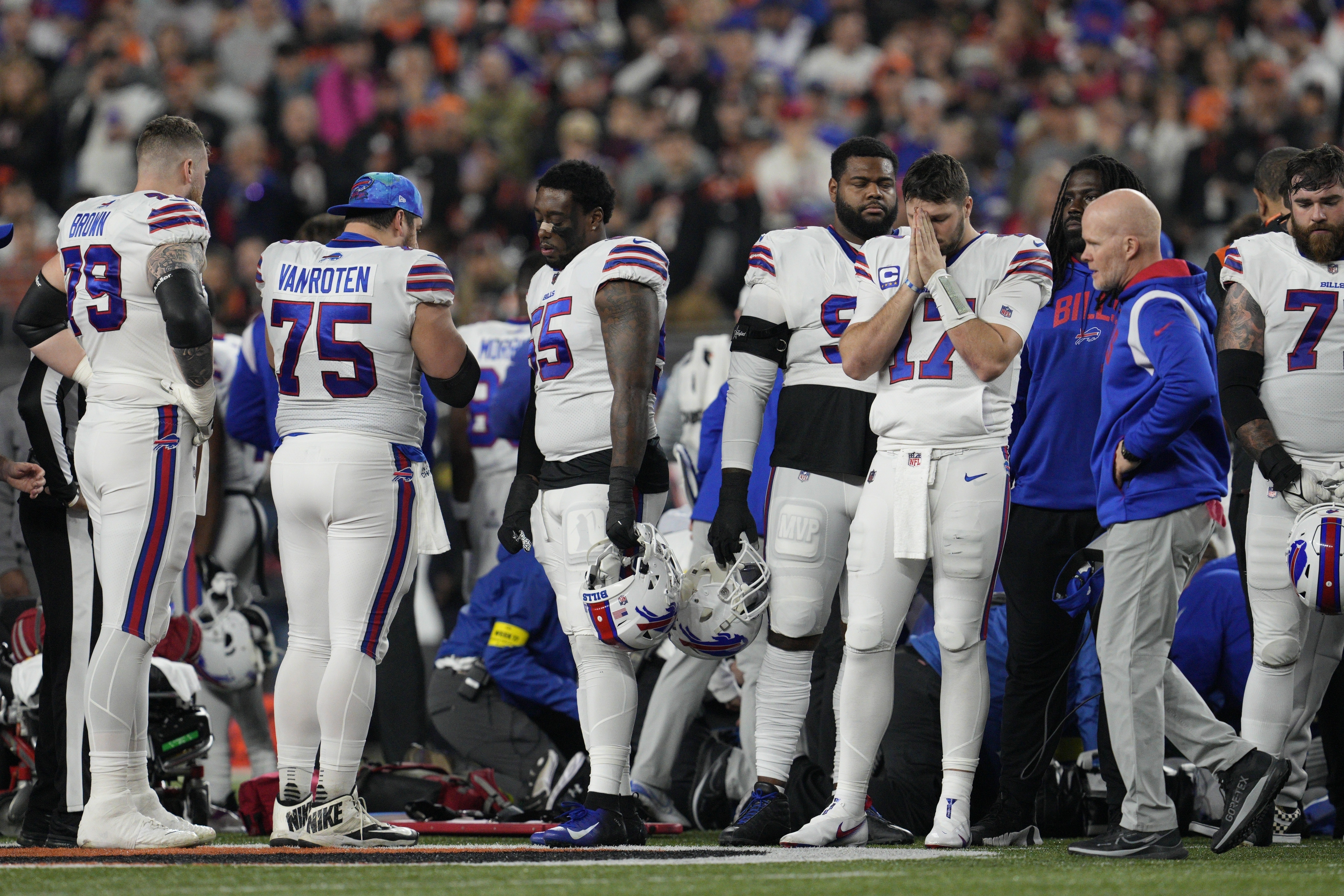 Cincinnati Bengals vs Buffalo Bills: La suspensión del partido debido al  caso de Damar Hamlin