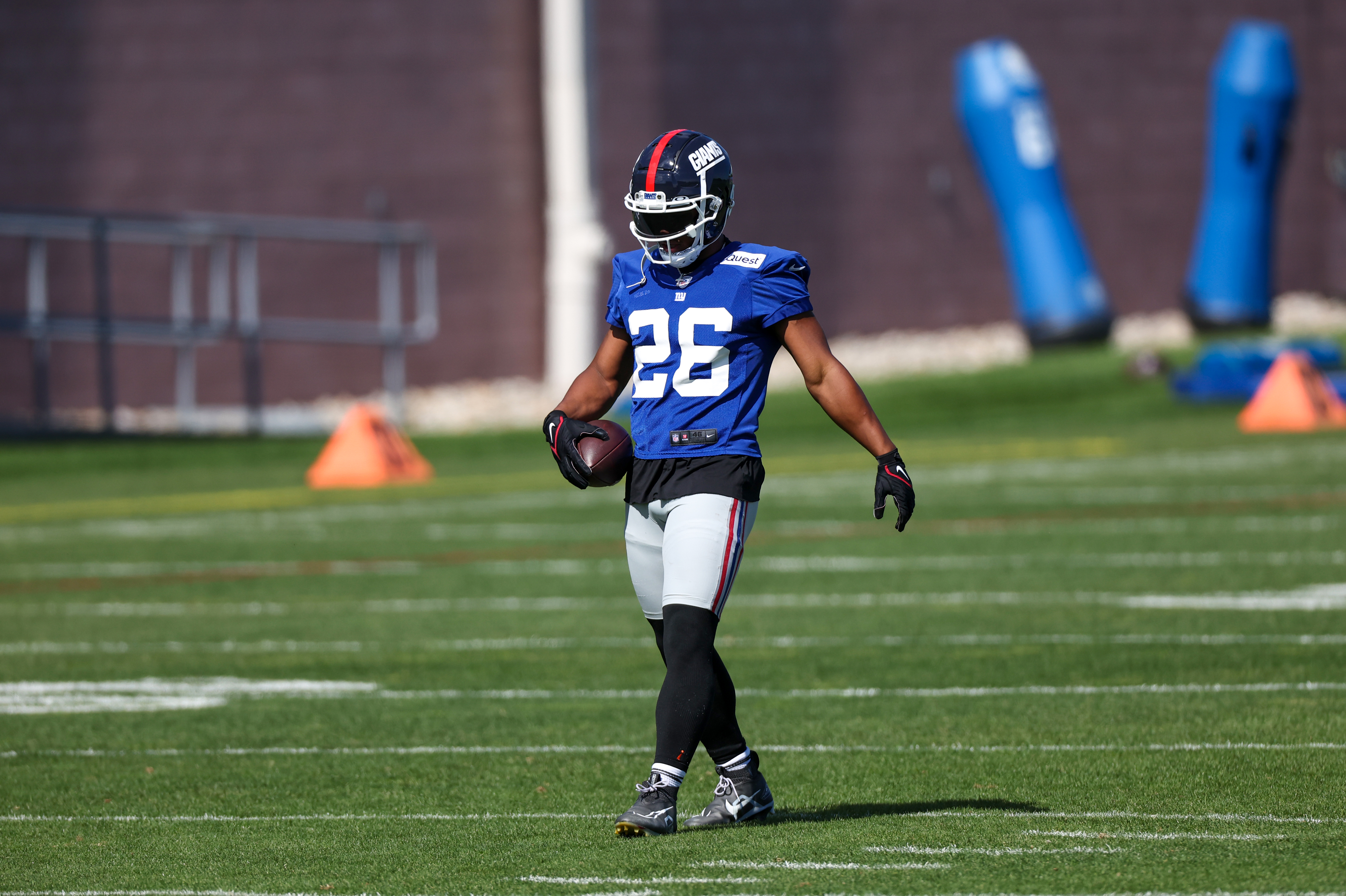 New York Giants' Leonard Williams (99) warms up before an NFL football game  against the San Francisco 49ers in Santa Clara, Calif., Thursday, Sept. 21,  2023. (AP Photo/Jed Jacobsohn Stock Photo - Alamy