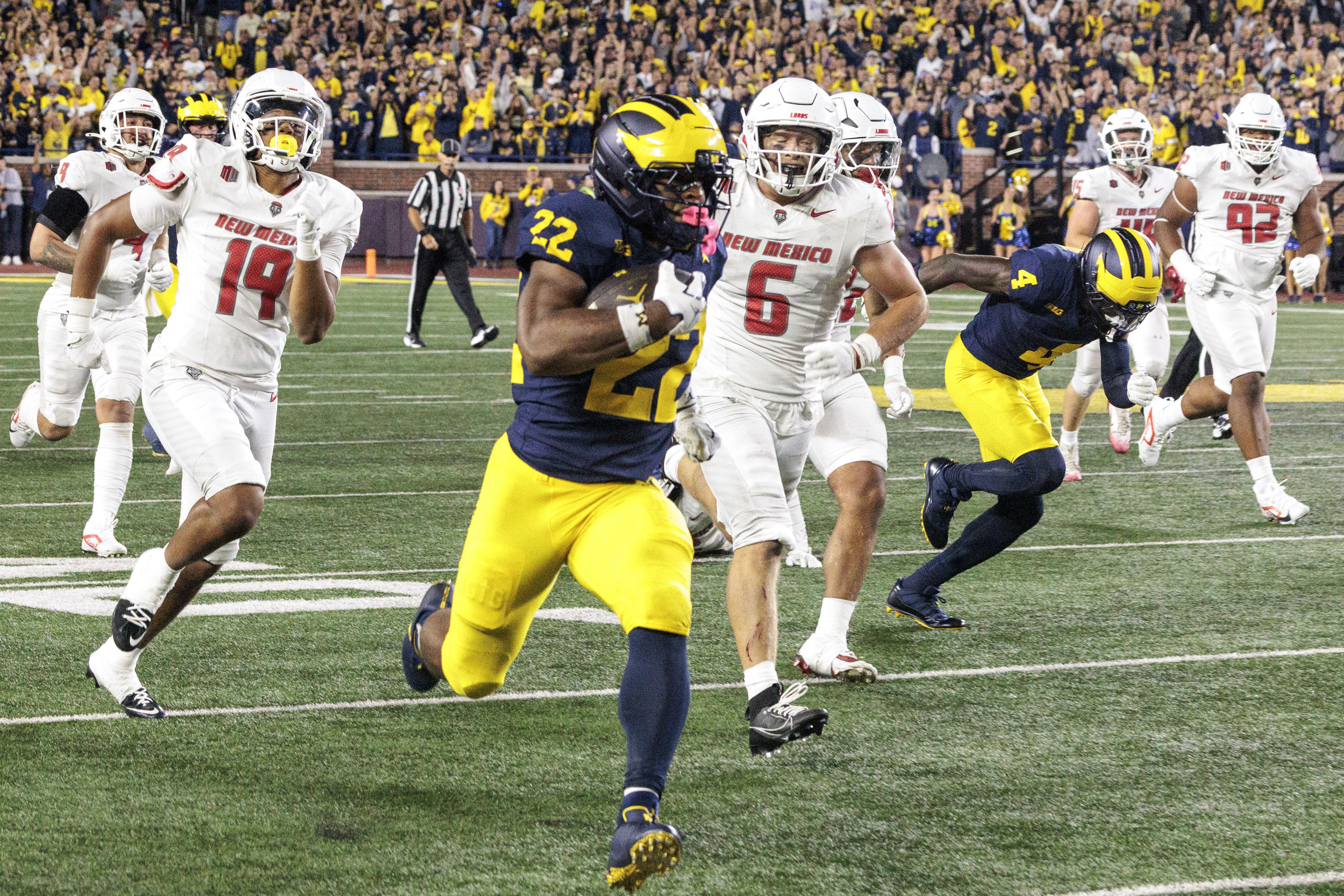 Michigan football hosts New Mexico to open 2025 season - mlive.com