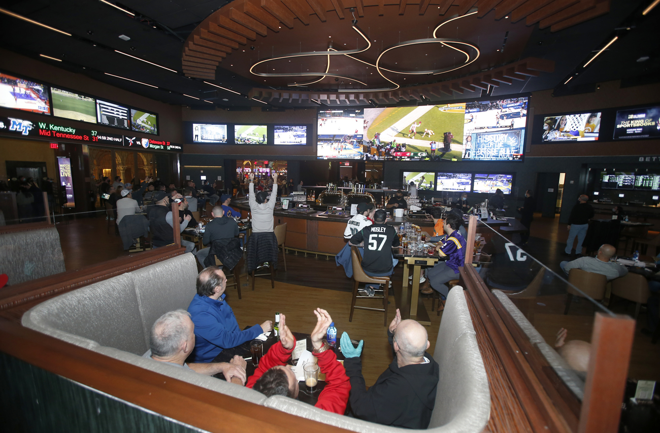 Our insider's guide to N.J.'s 12 sportsbooks, just in time for the Super  Bowl 