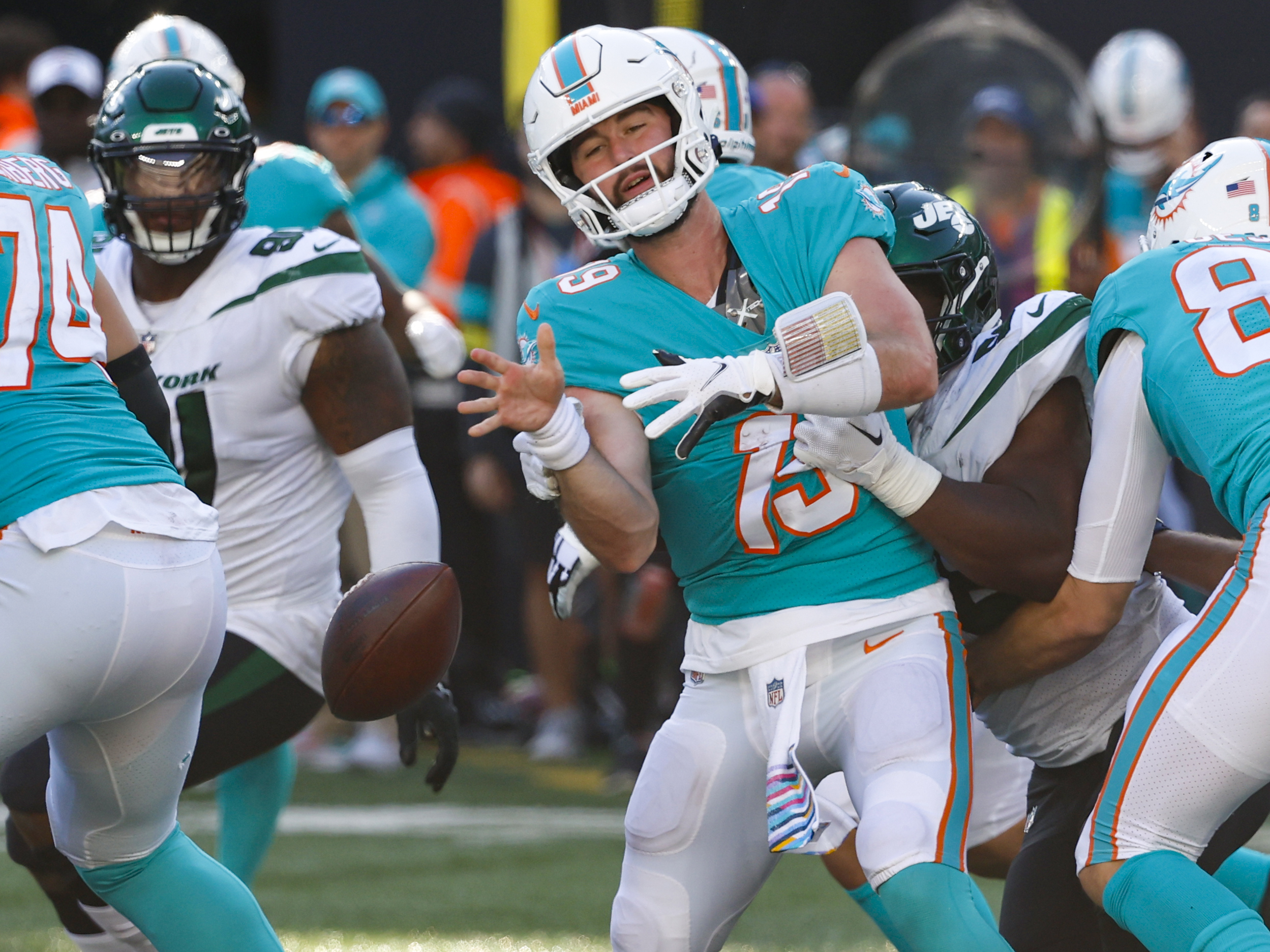 Dolphins-Jets grades; plus stock up, stock down