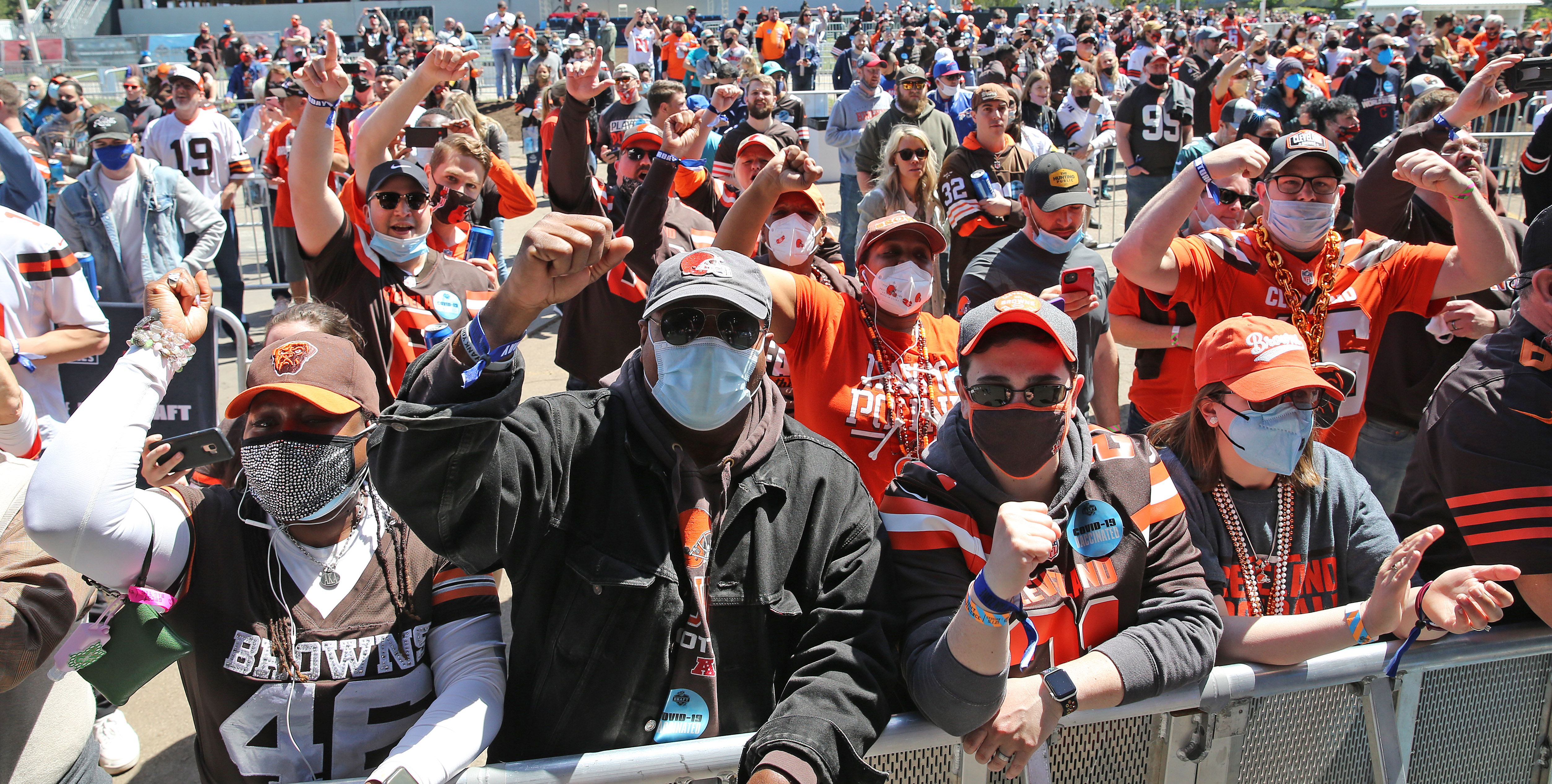 NFL draft in Cleveland: 50,000 capacity, temporary theater, road closings  and more