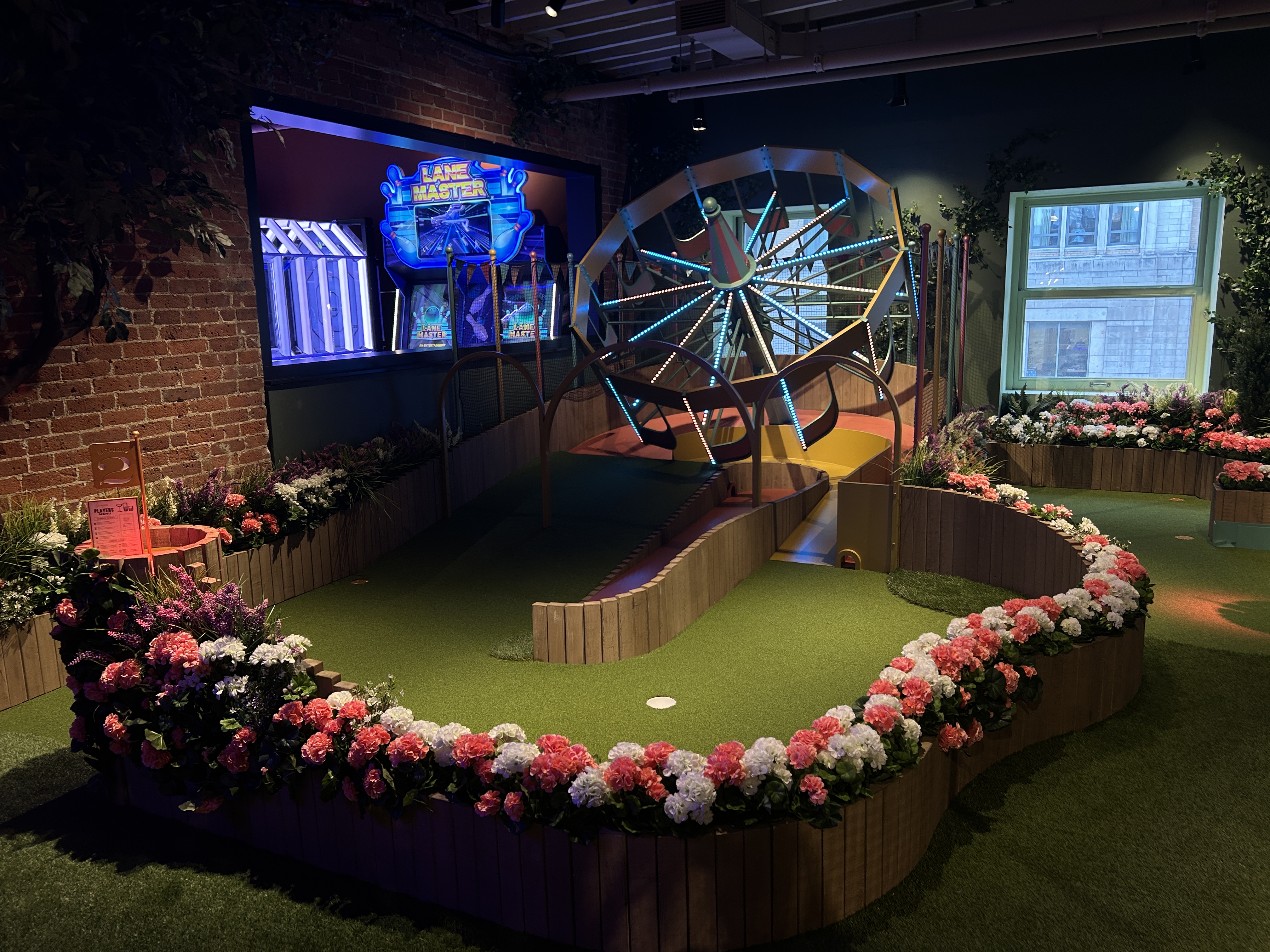 Swingers brings crazy golf course, carnival arcade to Mass. for
