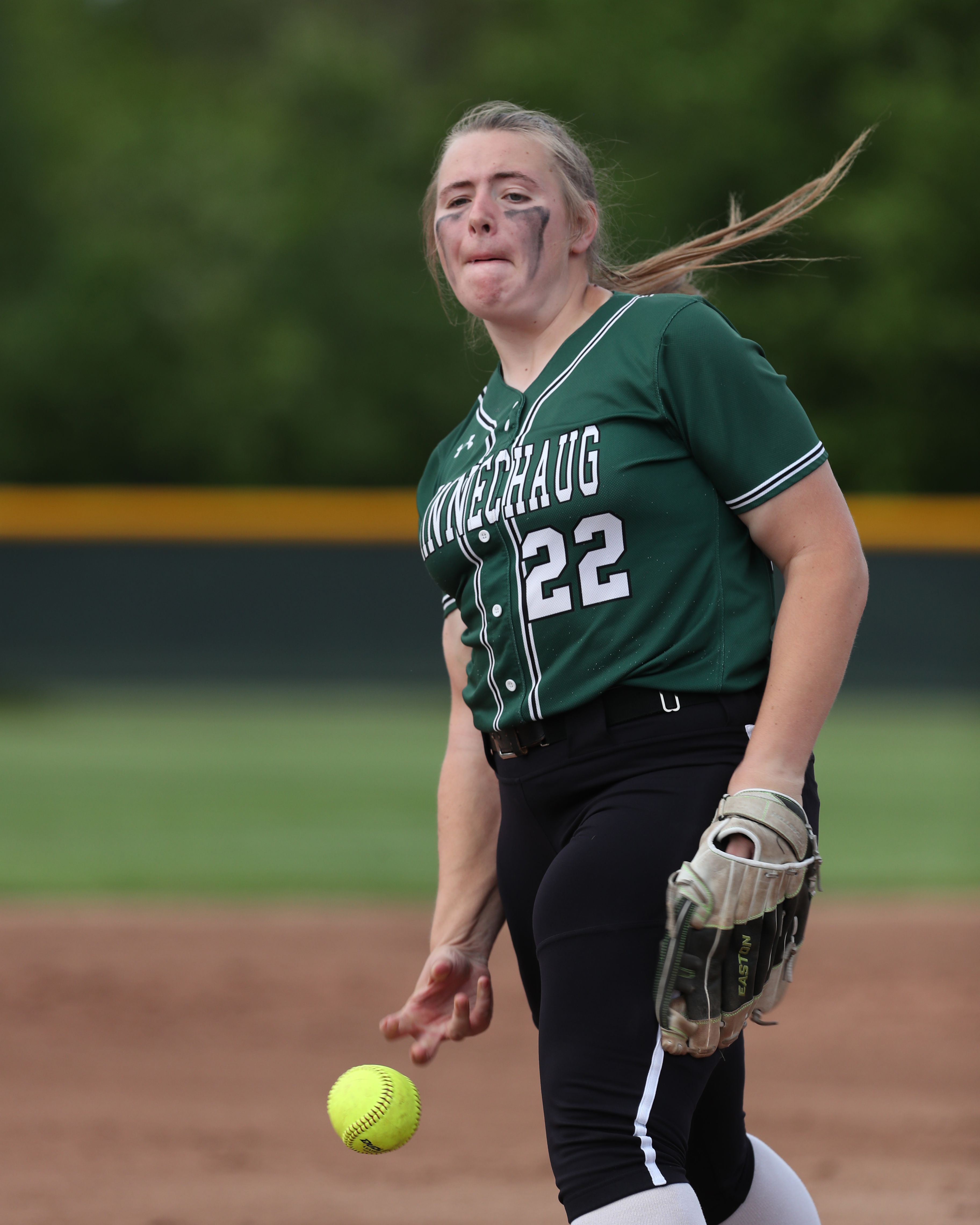 West Springfield vs Minnechaug Softball - masslive.com