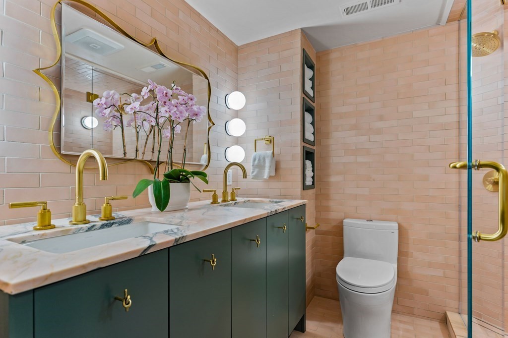 House of the Week Condo offers yearround waterfront living