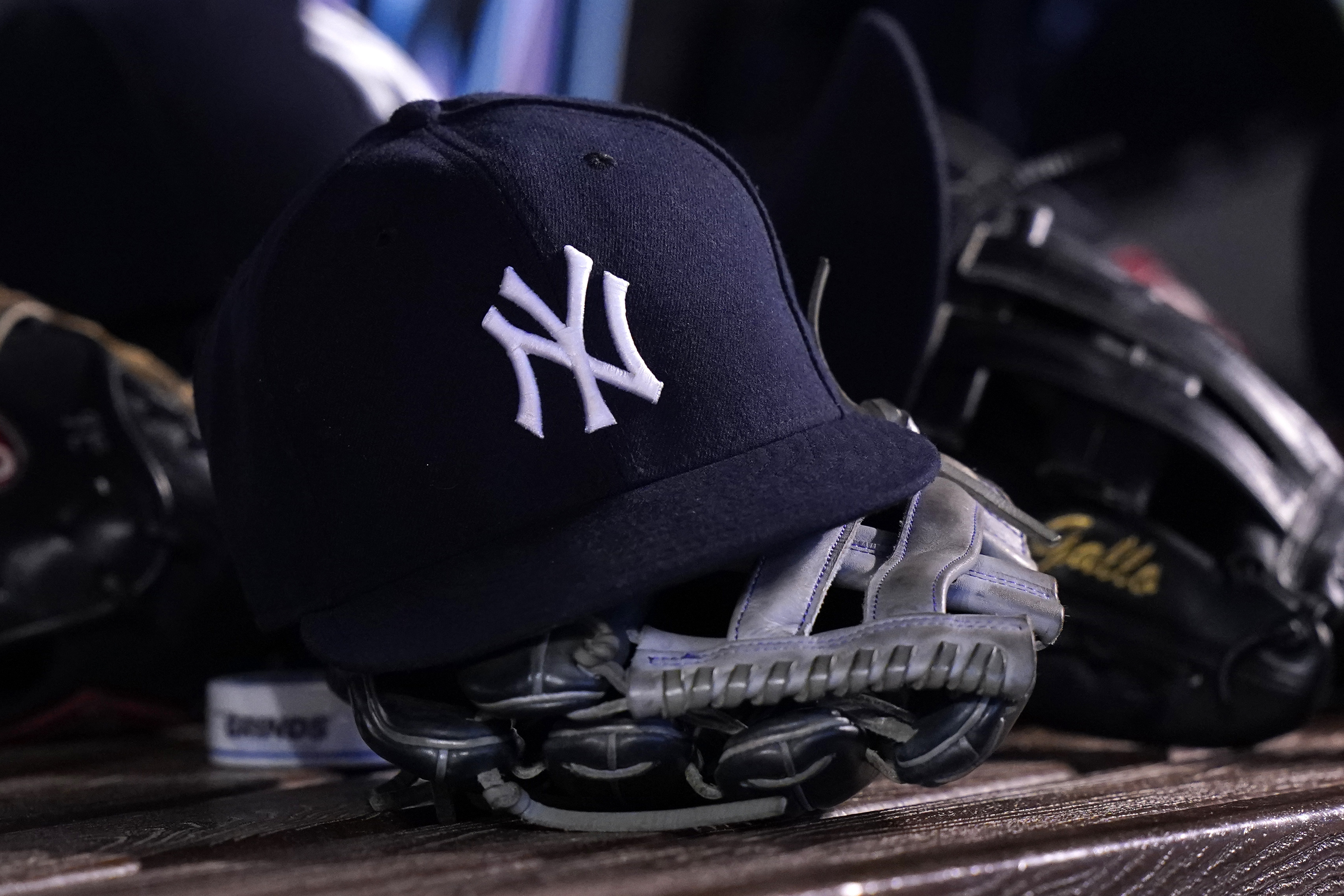 Yankees discuss equipment traditions