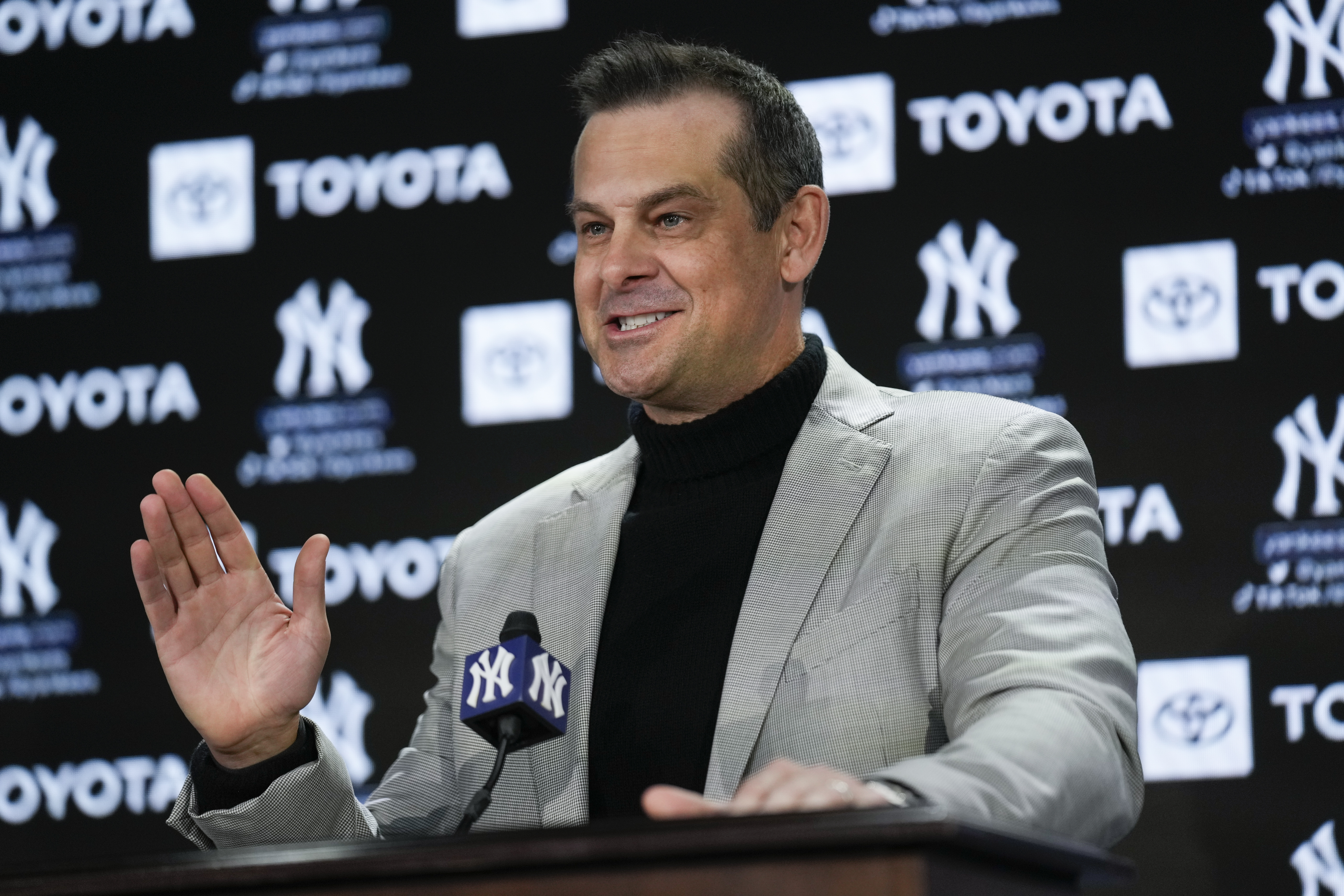 Yankees manager Aaron Boone ejected for 7th time this season, tied for most  in majors Ohio & Great Lakes News - Bally Sports