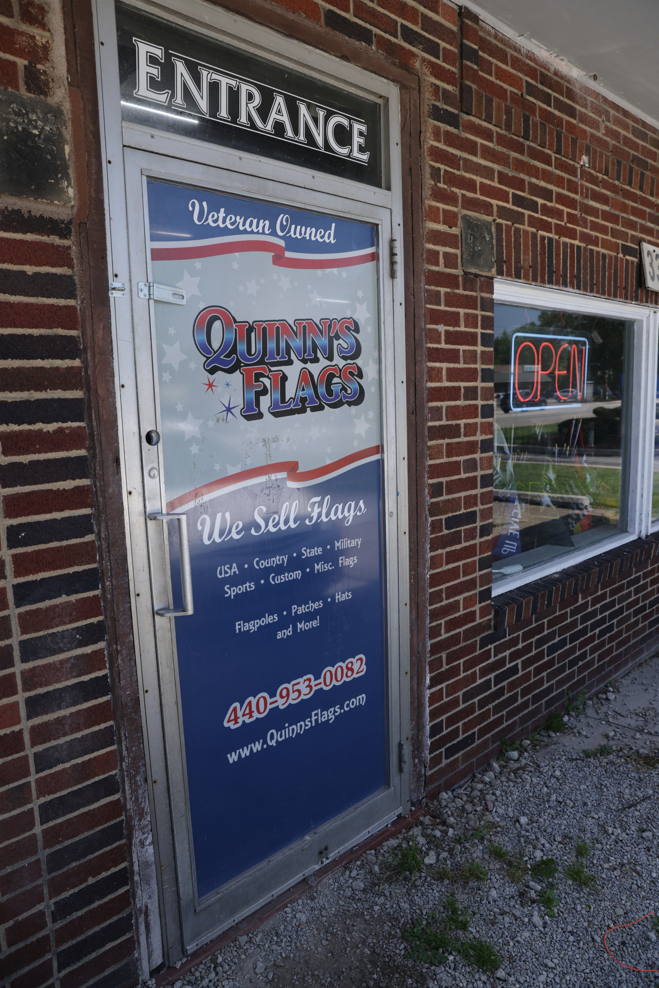 Quinn's Flags in Eastlake