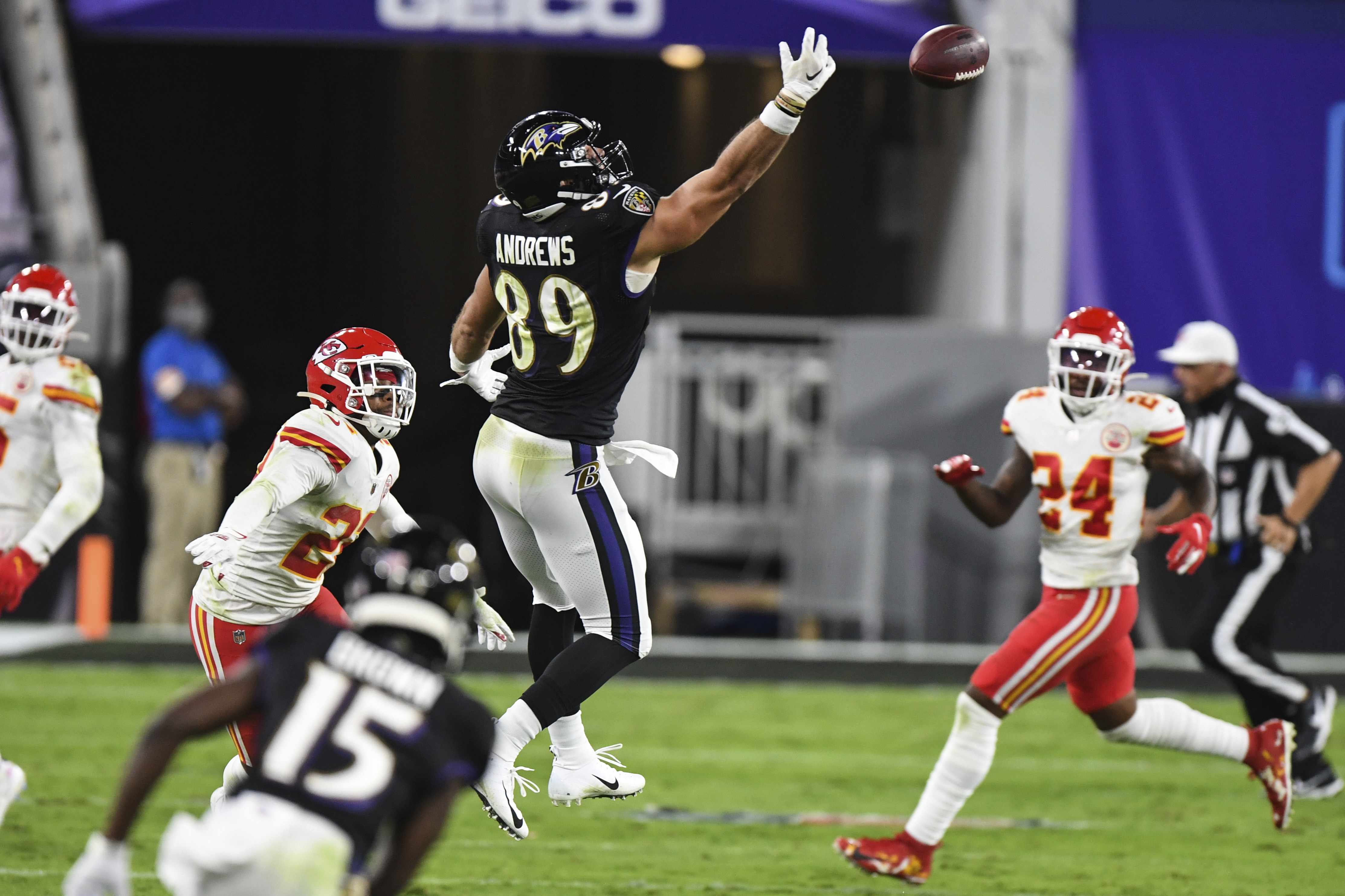 Ravens TE Mark Andrews scores big on throws from MVP Jackson - The