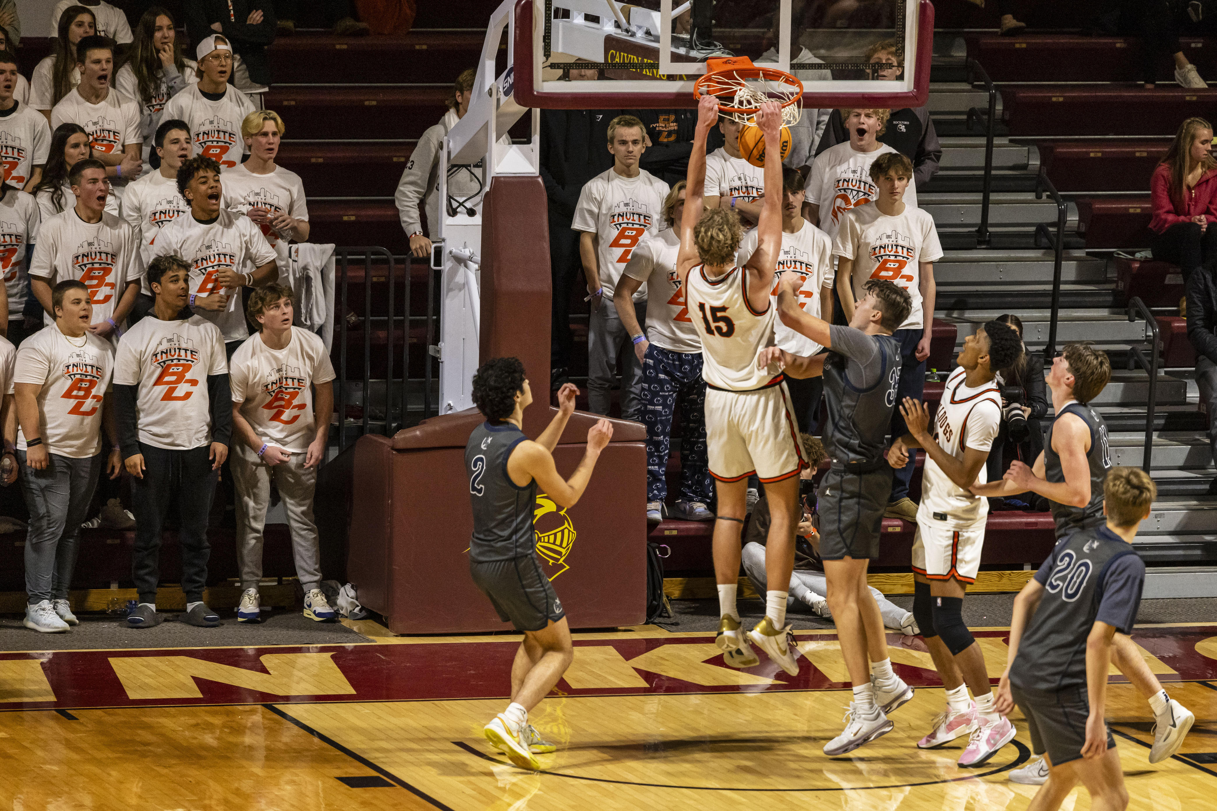 Title-clinching buzzer-beater headlines Grand Rapids-area prep ...