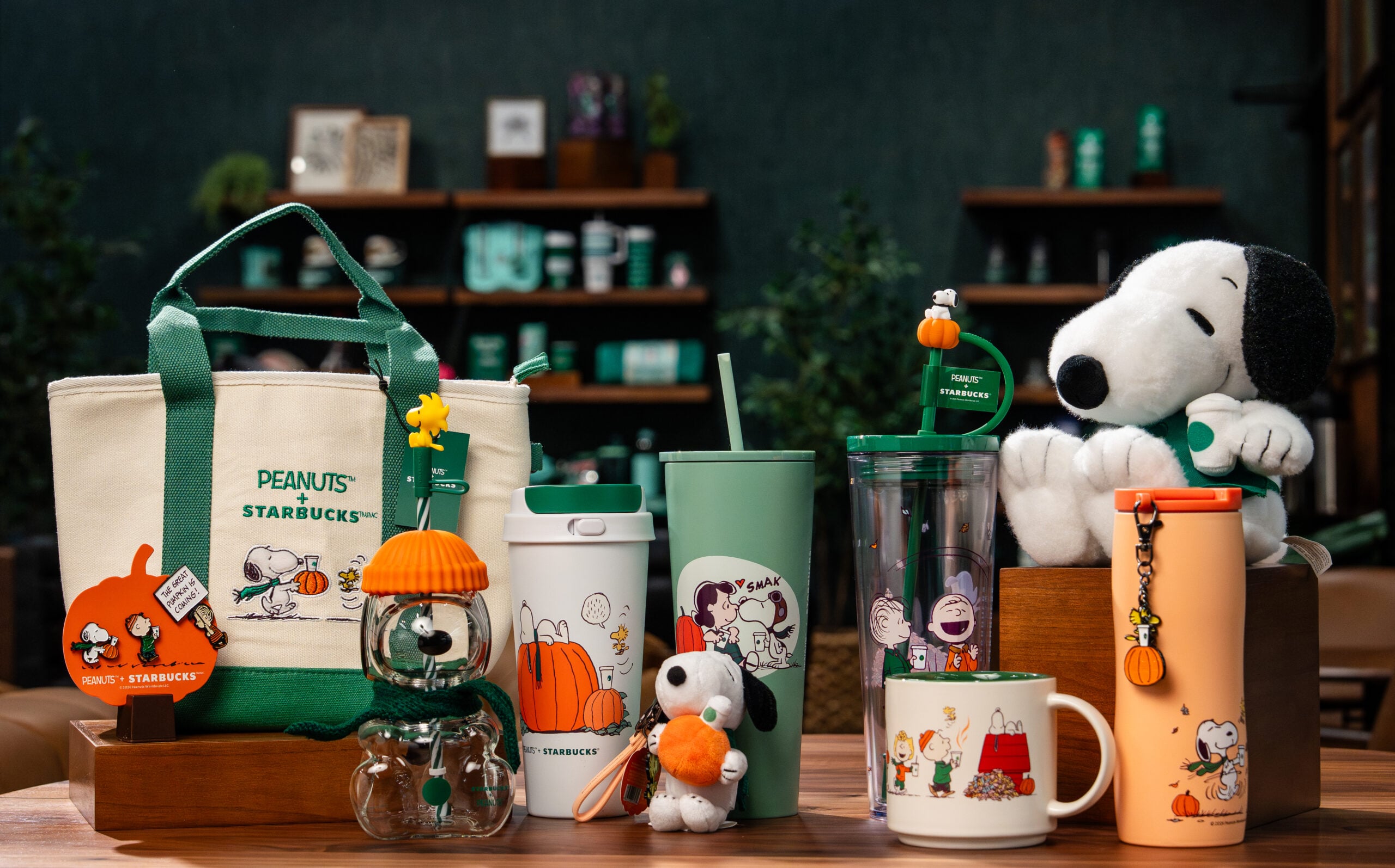 Starbucks Snoopy cup: Coffeehouse celebrates 60 years of Peanuts
