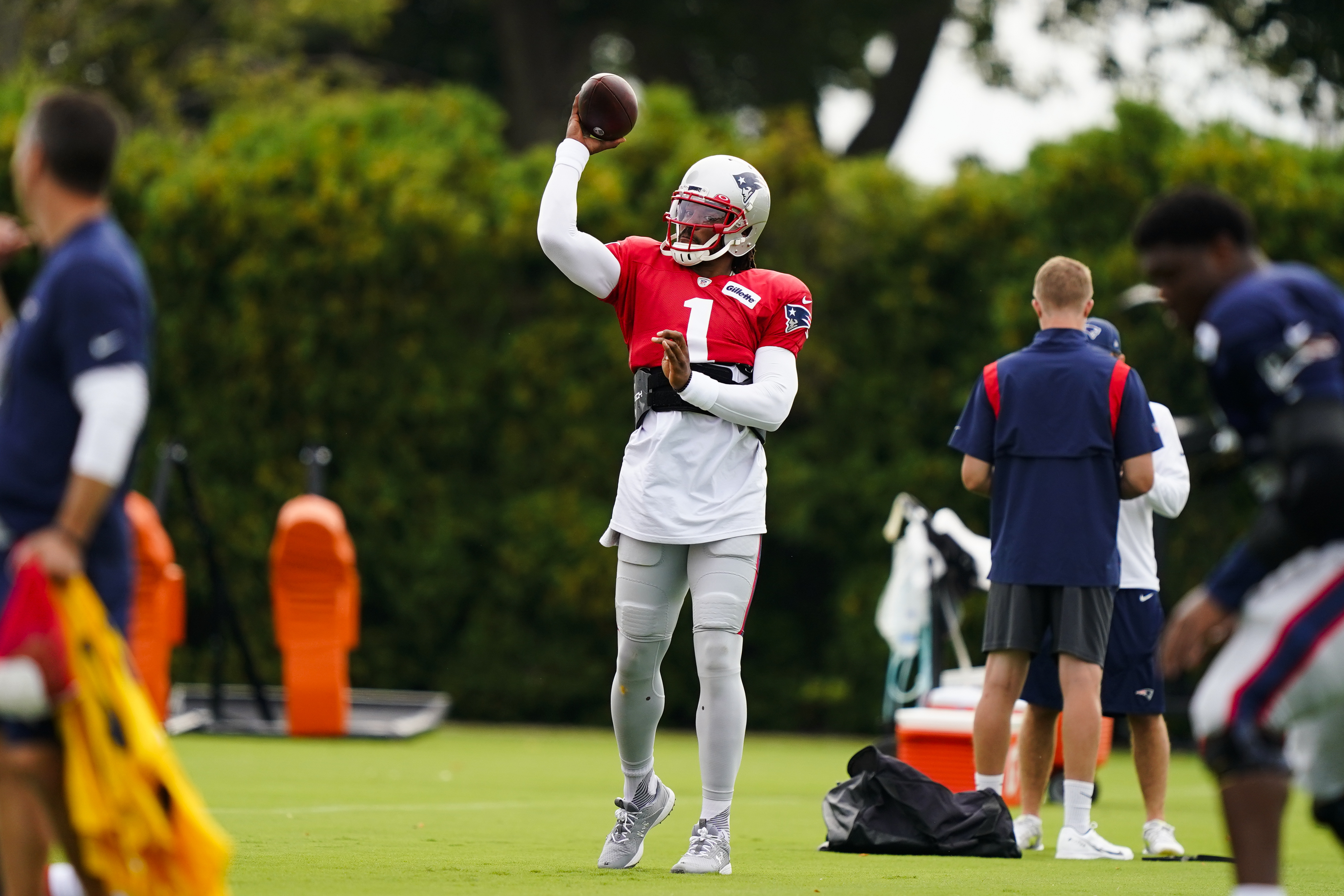 Jalen, meet Cam: Eagles QB Hurts shares special moment with Newton