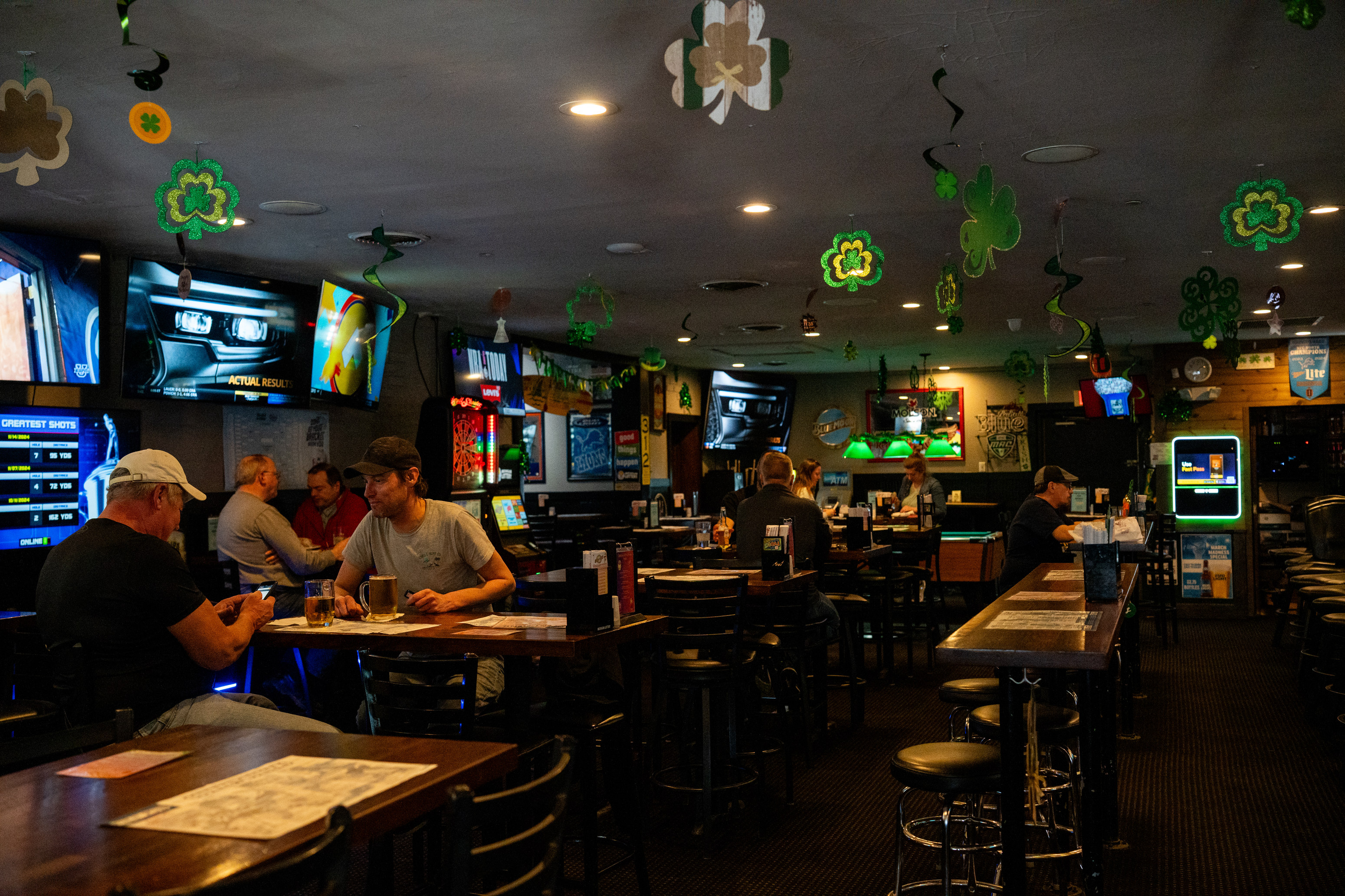 Main St Pub