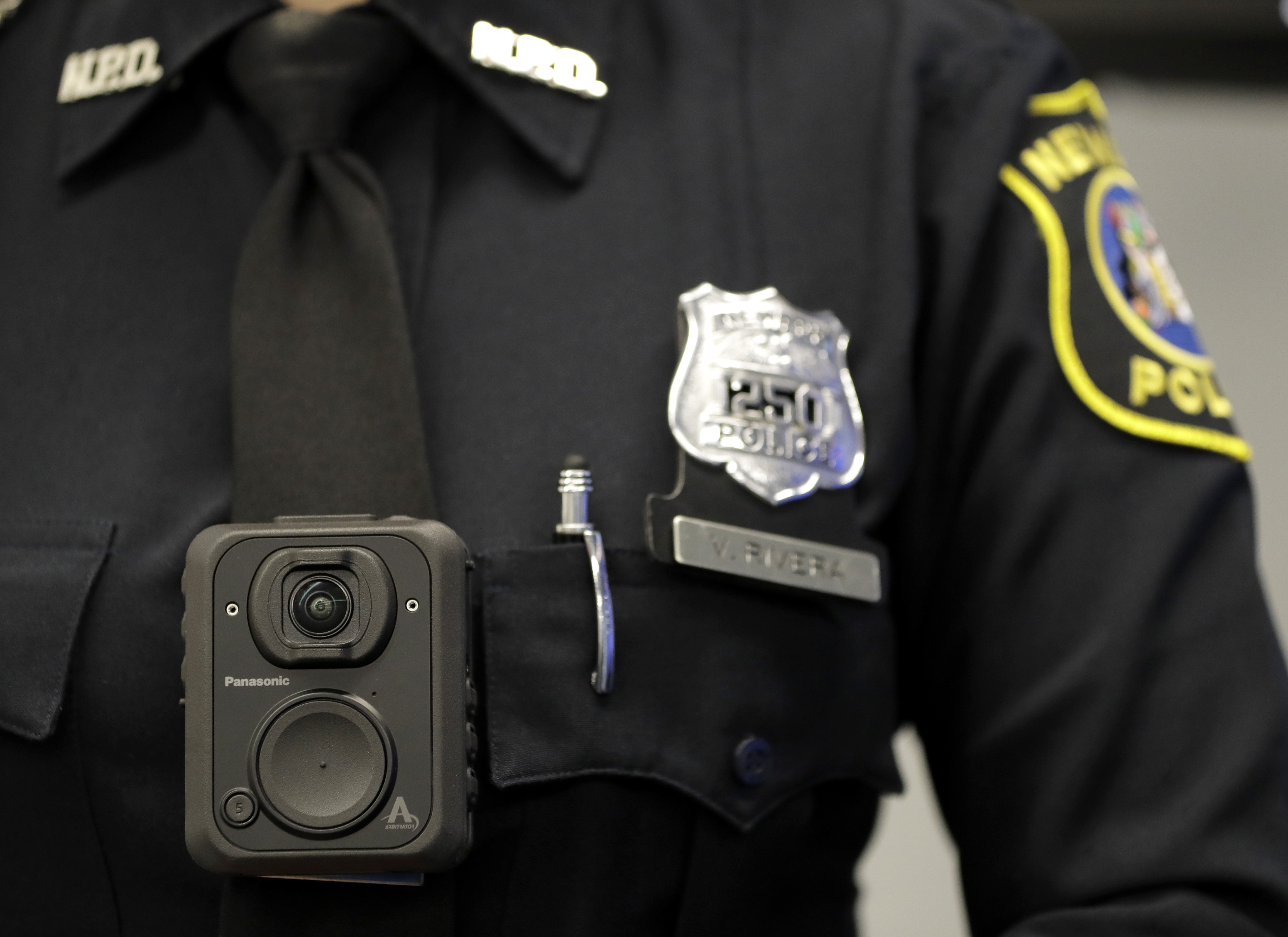 Justice Dept. lawyers, Portland police union president engage in rare  public exchange over best practices for body cameras 
