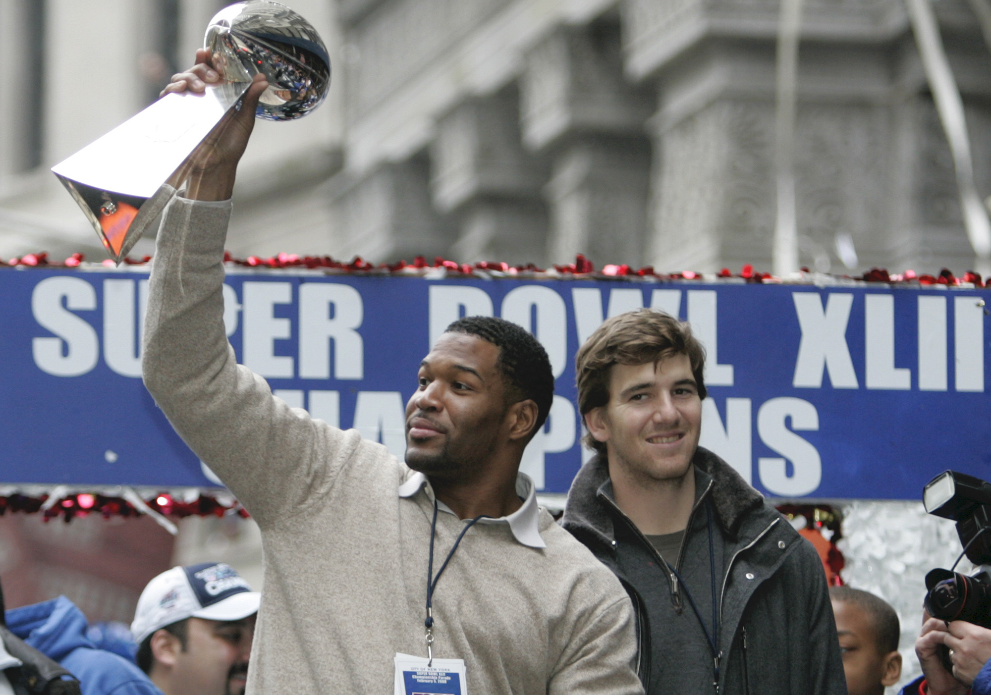 Eli Manning and Michael Strahan Multi Signed Photograph.